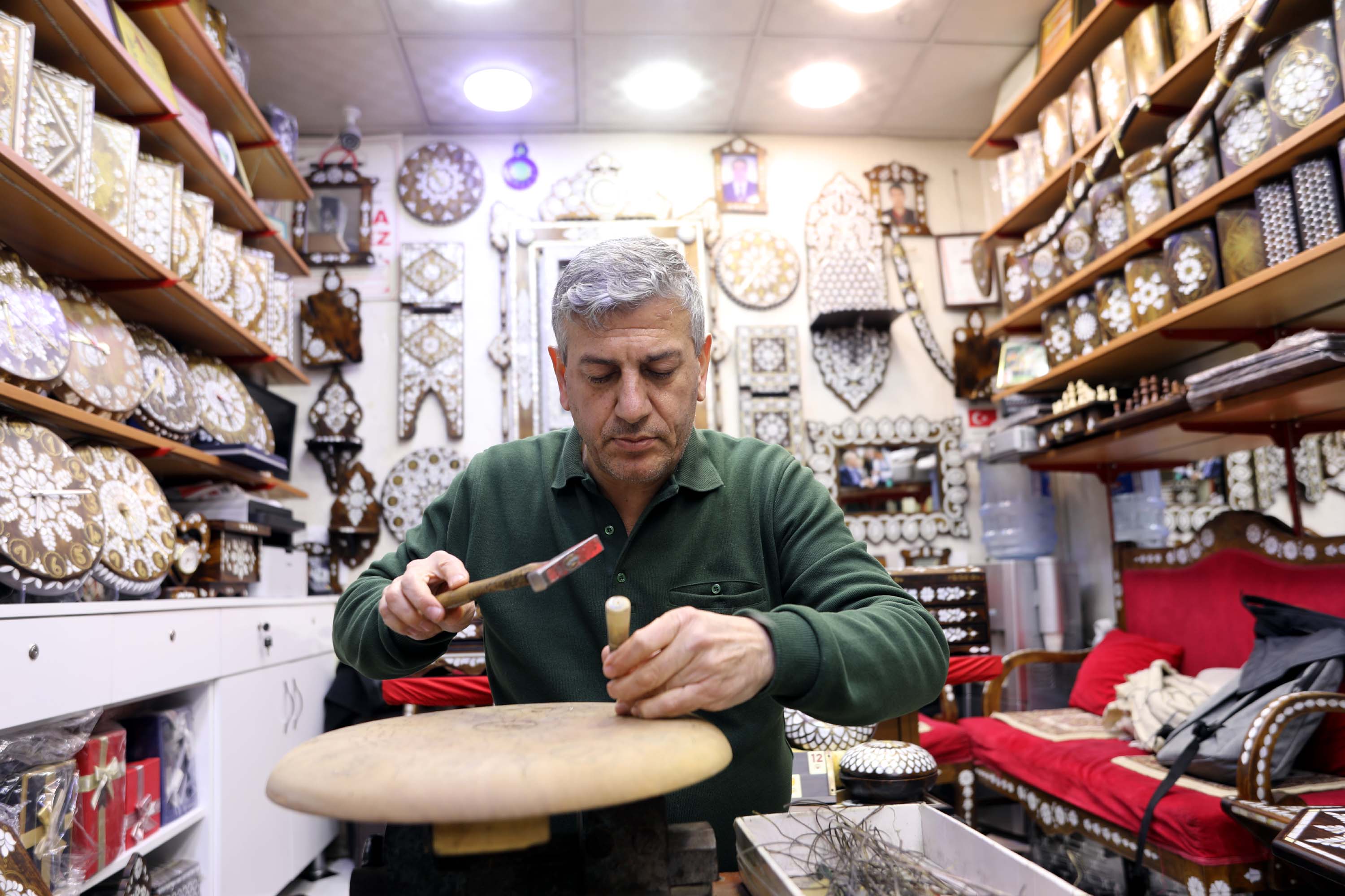 C I R A K O L A R A K B A S L A D I G I M E S L E G I N D E ‘ Y A S A Y 1130615 335690