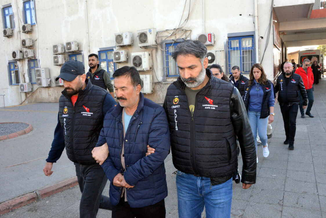 Cifte Cinayet Davasinin Tanigi Mezarda 1105352 328123 (1)