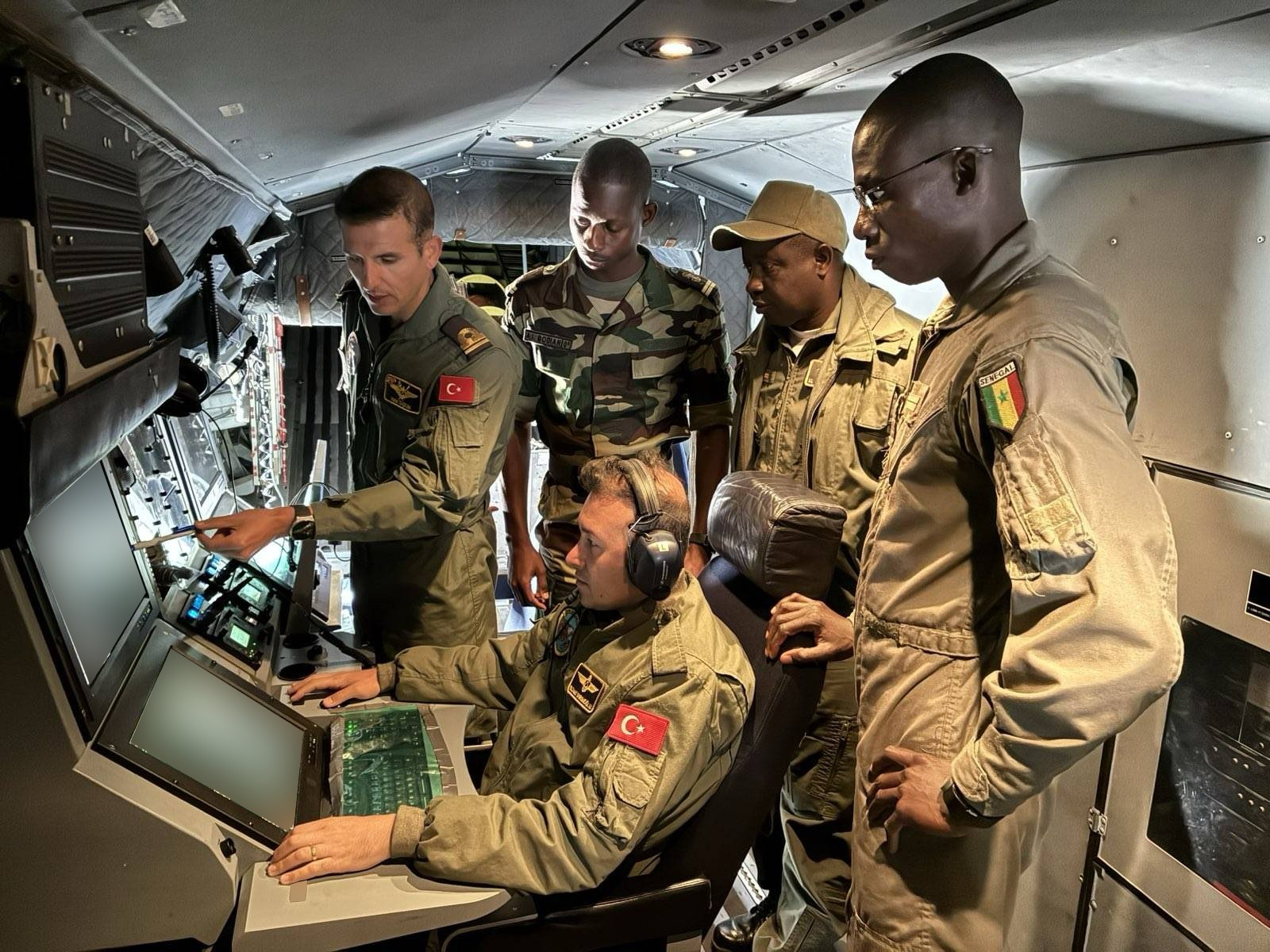 D E N I Z K U V V E T L E R I N D E N S E N E G A L E A R A M A K U 1135800 337187