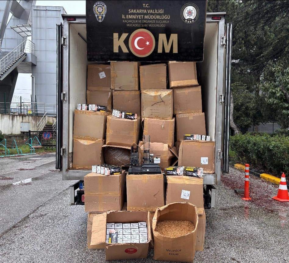 D E P O O L A R A K K U L L A N I L A N A H I R D A 2 T O N K A C A 1113027 330409