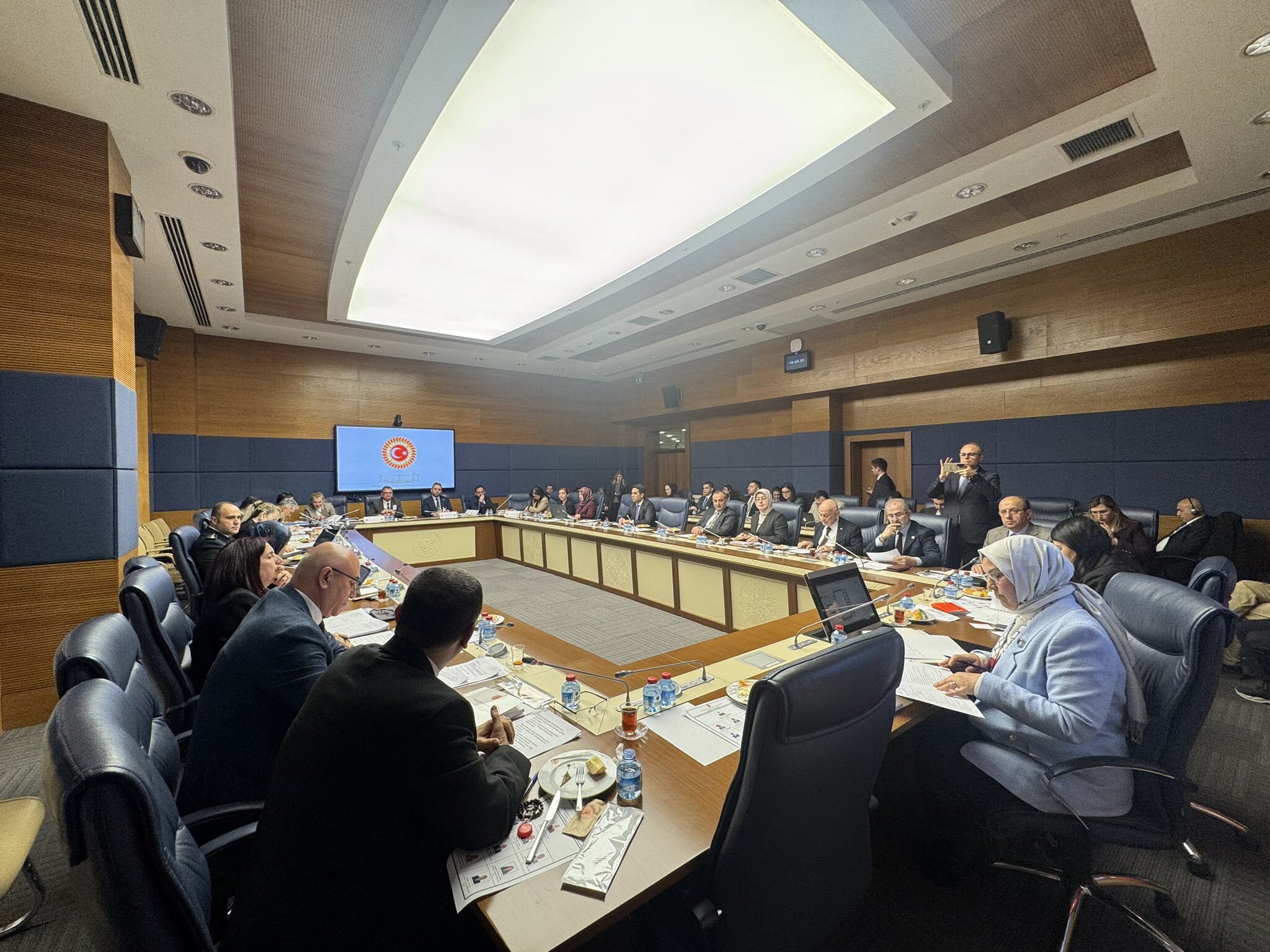 D I J I T A L M E C R A L A R D A C O C U K L A R I M I Z I B E K L E Y 1113894 330676