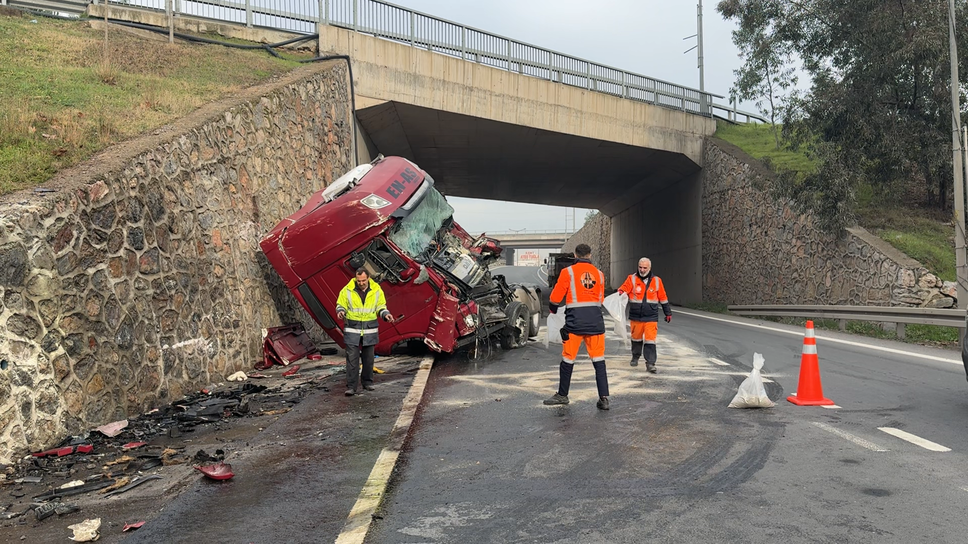 D U V A R A C A R P A N T I R I N S O F O R U A G I R Y A R A L A N 1135132 336982