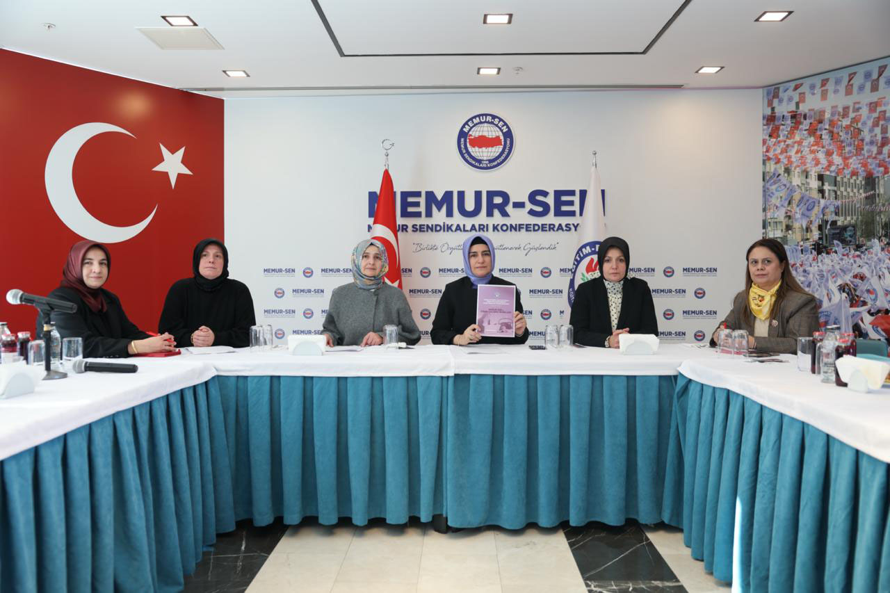 E G I T I M B I R S E N D O G U M I Z N I U Z A T I L M A L I Y 1126761 334399