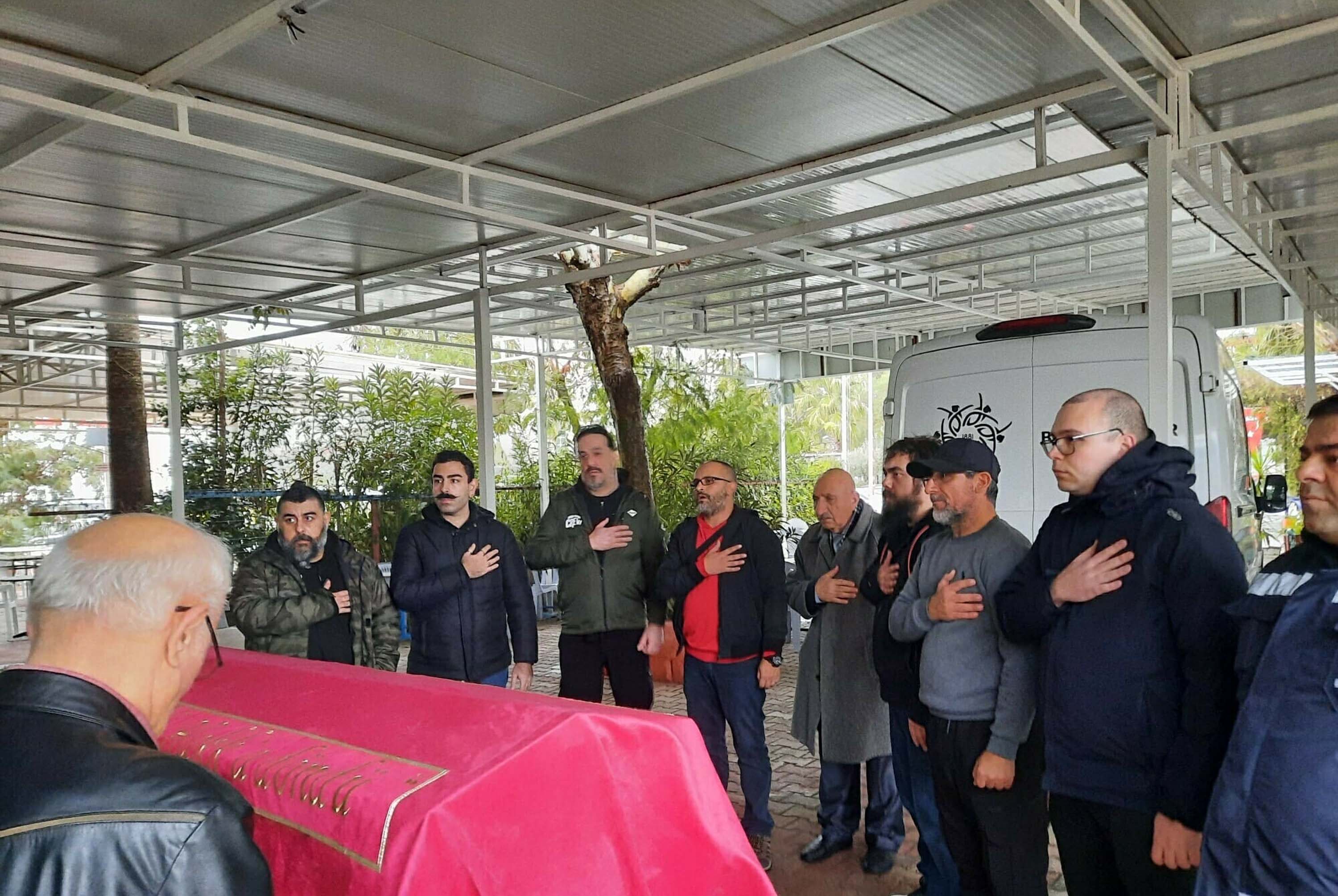 G A Z E T E C I A H M E T R E H A O Z S O N Y O L C U L U G U N A 1137322 337637