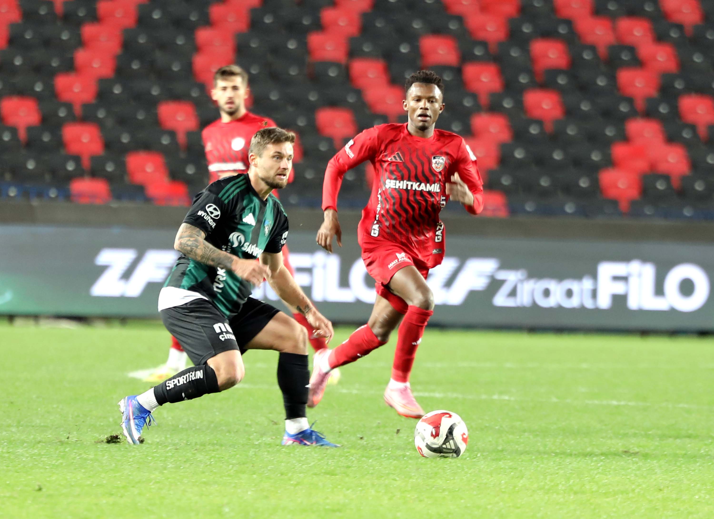 G A Z I A N T E P F K K O C A E L I S P O R 1 1113805 330657