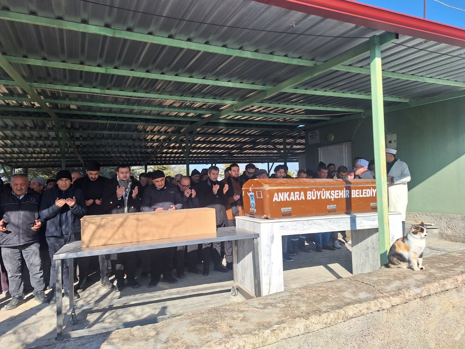 G U V E N L I K G O R E V L I S I N I N O L D U R D U G U E S I V E K 1100502 326683