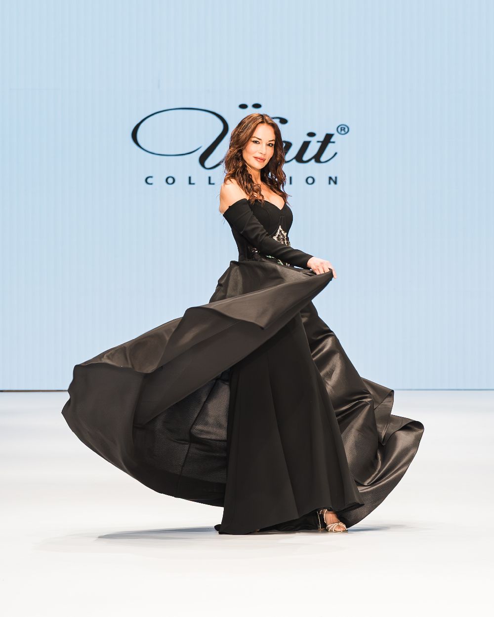 Guzide Duran Kaldigimiz Yerden Devam Ediyoruz Fe E Np