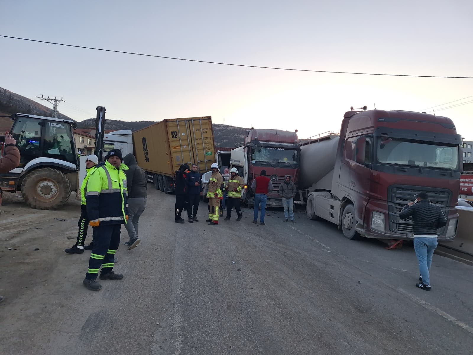 H A T A Y D A B U Z L A N A N Y O L D A 11 A R A C Z I N C I R L E 1123138 333304