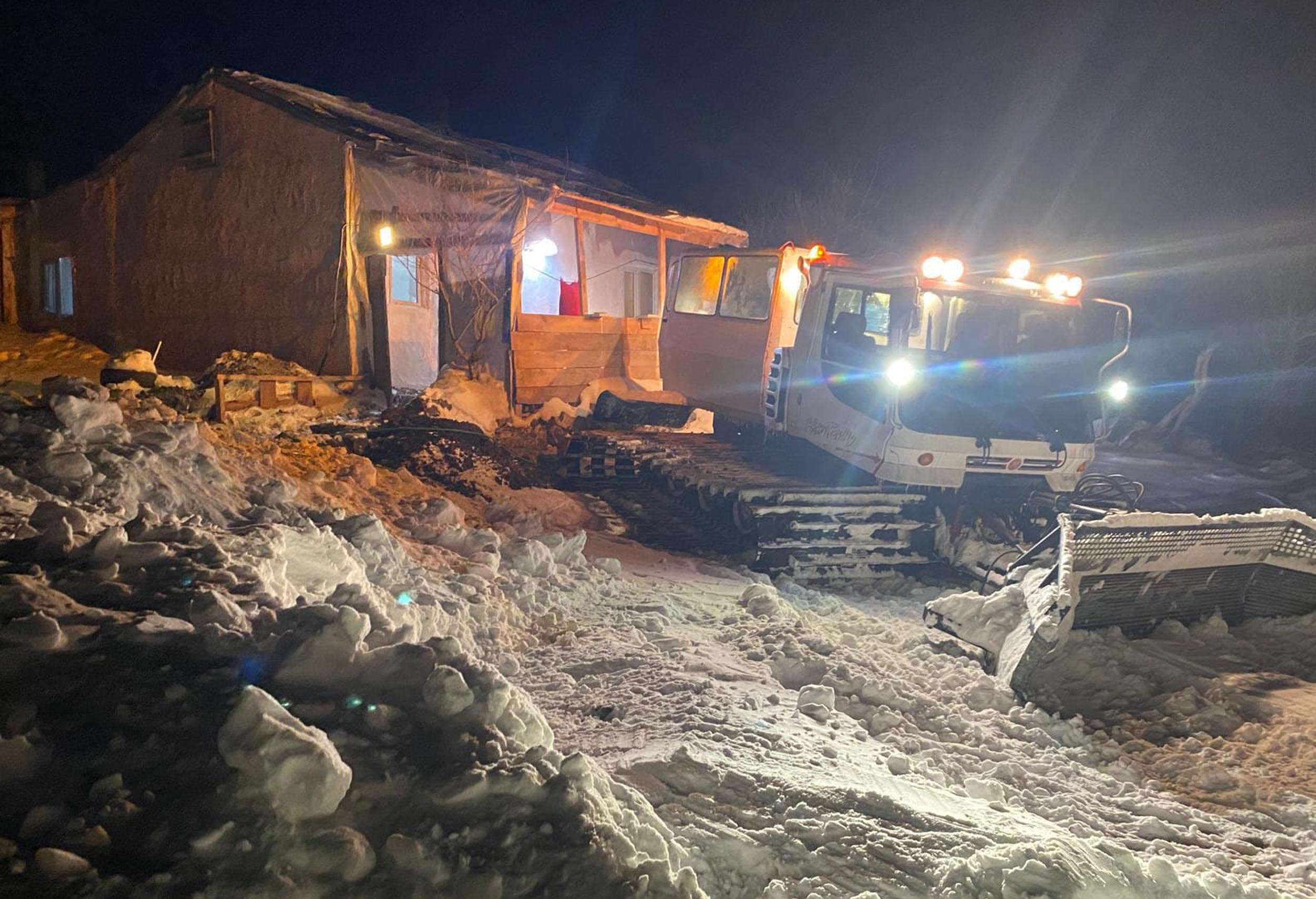 H U D U T K A R T A L L A R I H A S T A K A D I N I P A L E T L I A 1127233 334555