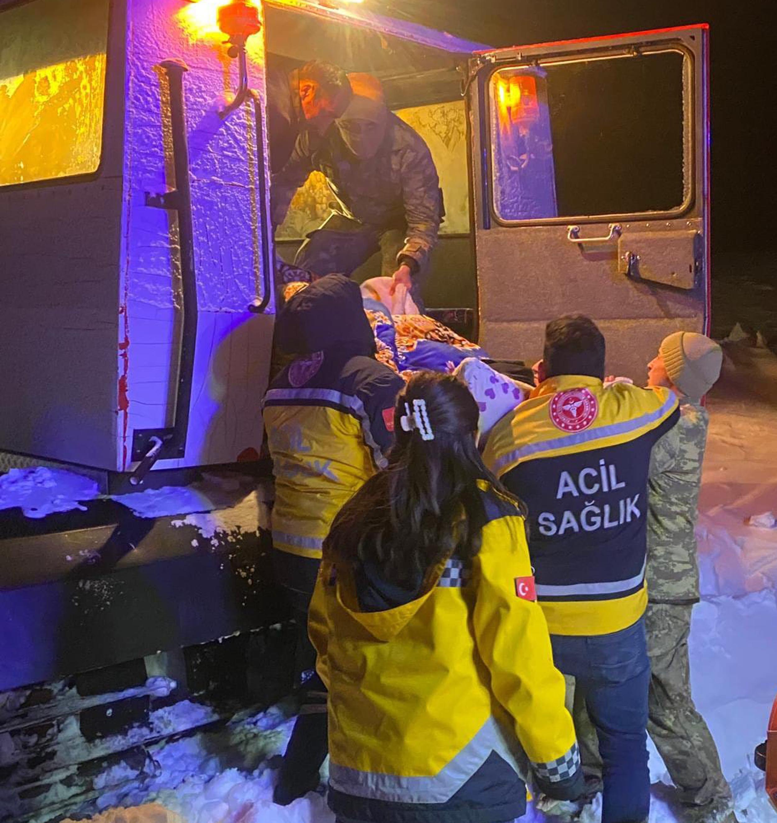 H U D U T K A R T A L L A R I H A S T A K A D I N I P A L E T L I A 1127234 334555