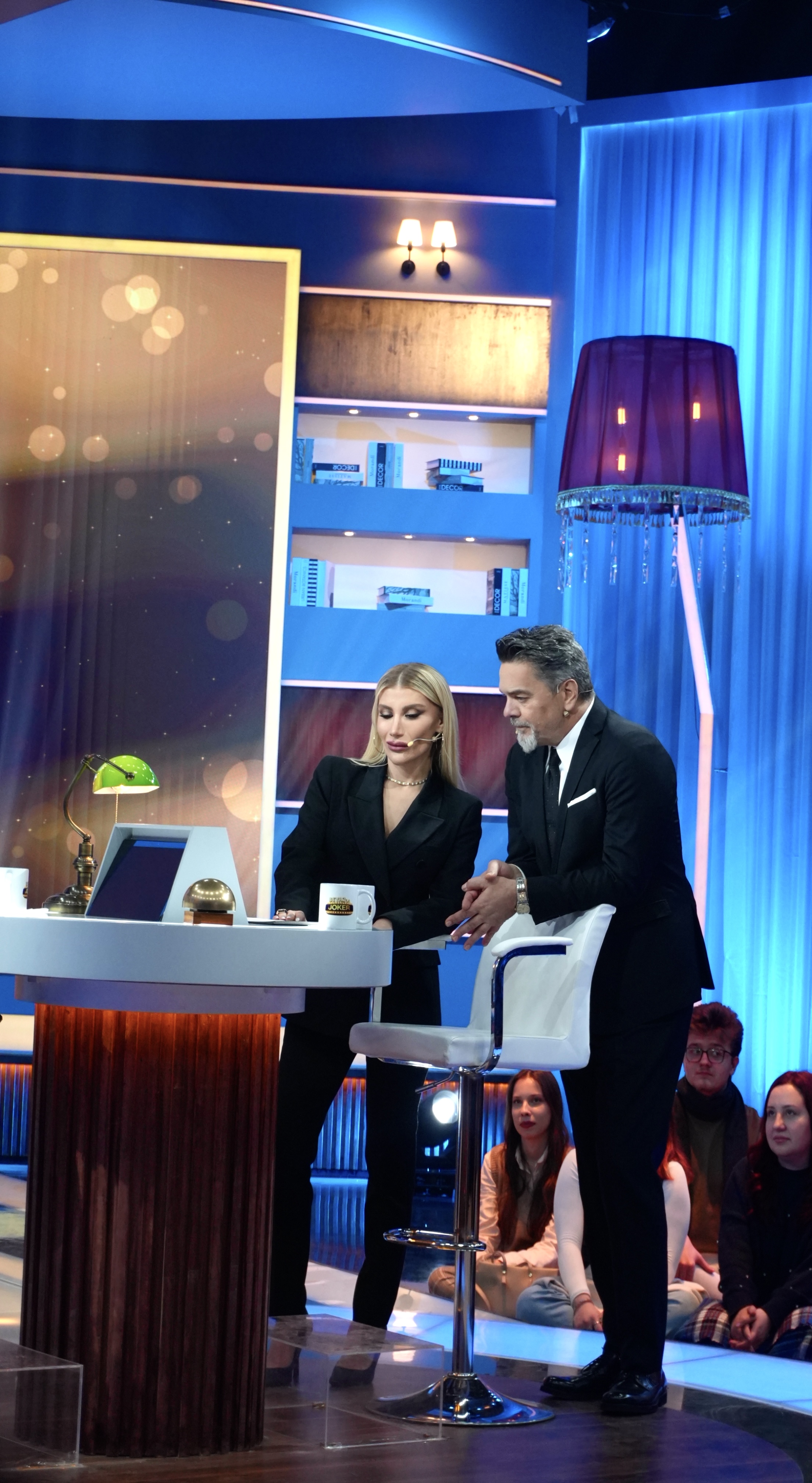 I R E M D E R I C I’ D E N B E Y A Z’ A O V G U Y A G M U R U 1134832 336892