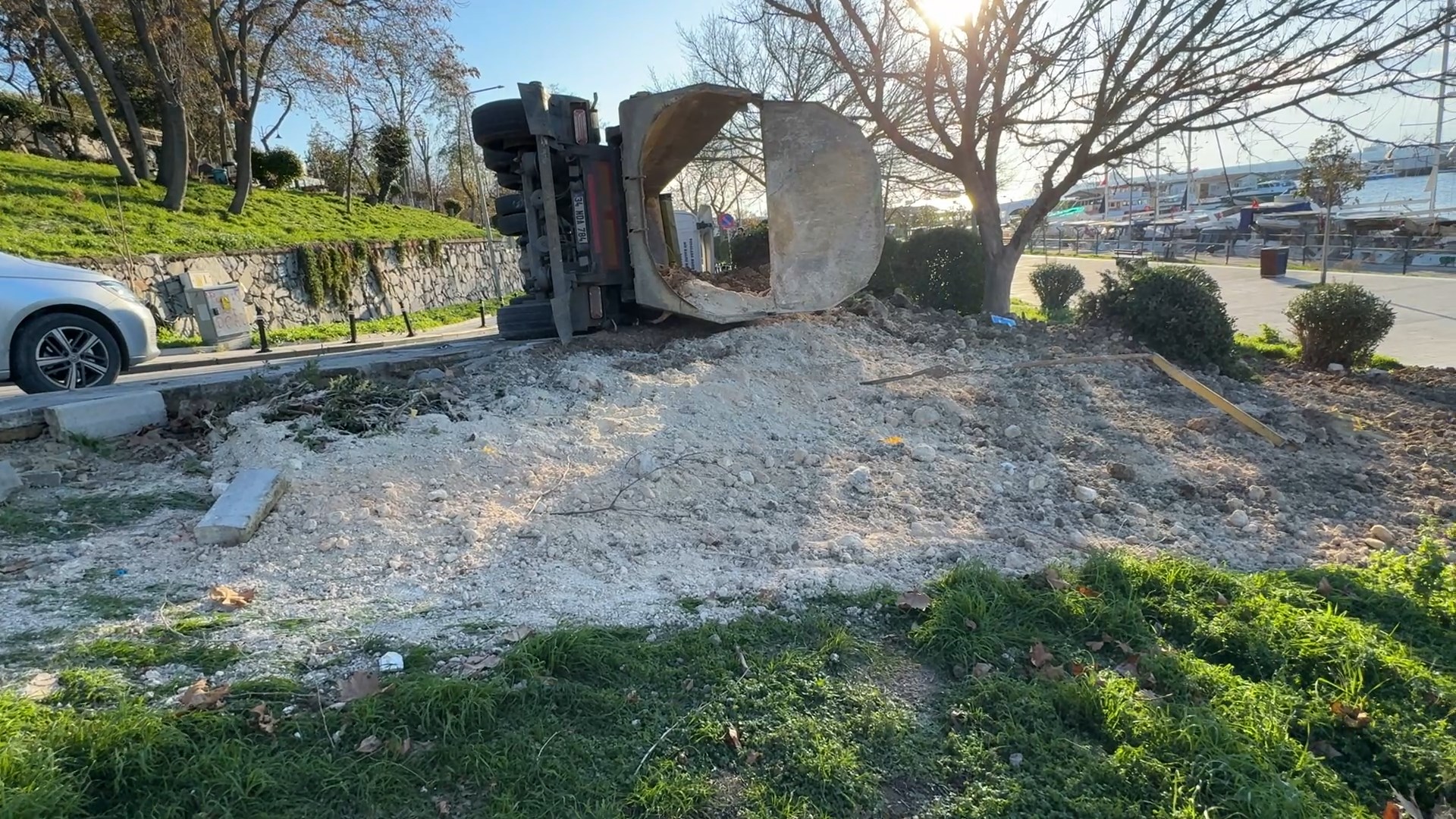 I S T A N B U L A V C I L A R D A T O P R A K Y U K L U H A F R I Y 1091911 324126