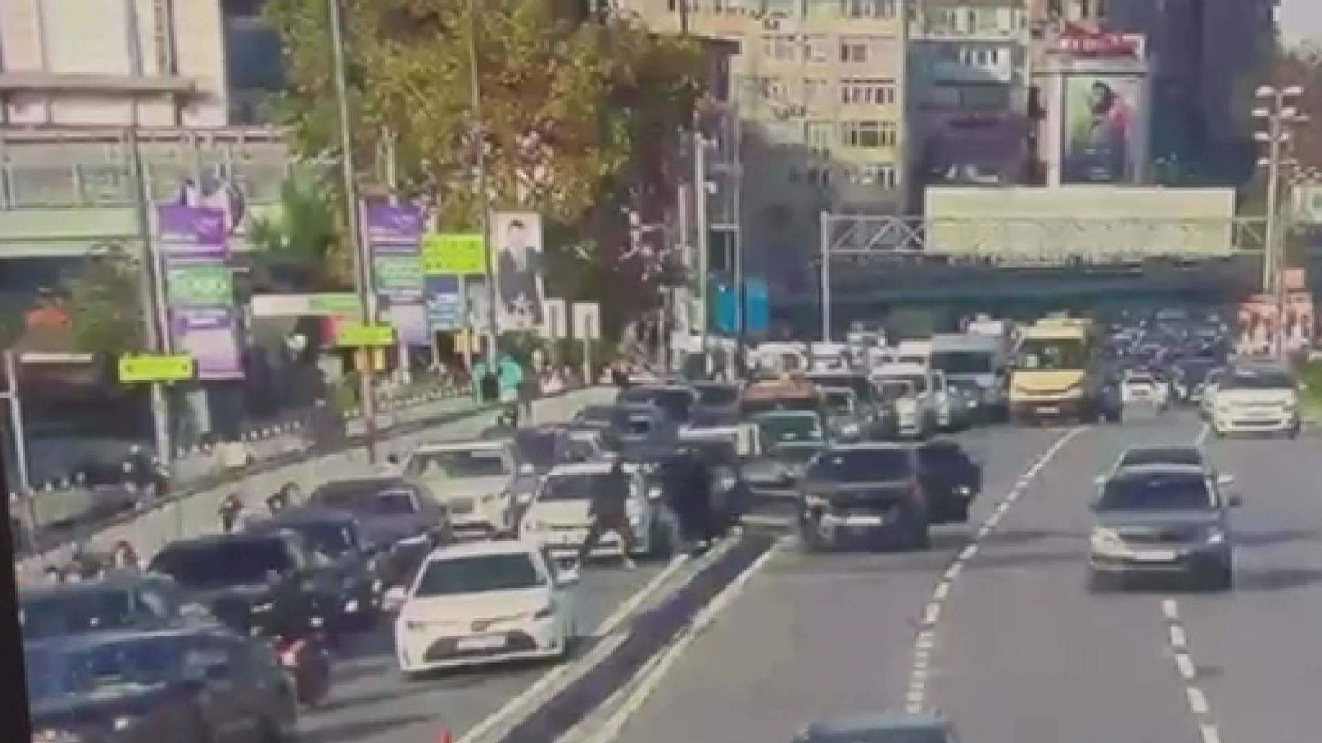 I S T A N B U L A V U K A T S E R D A R O K T E M E U Z U N N A M 1117728 331874