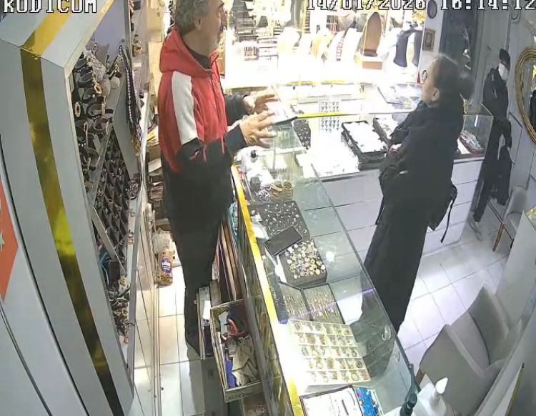 I S T A N B U L B A H C E L I E V L E R D E K U Y U M C U D A S O Y 1117492 331804