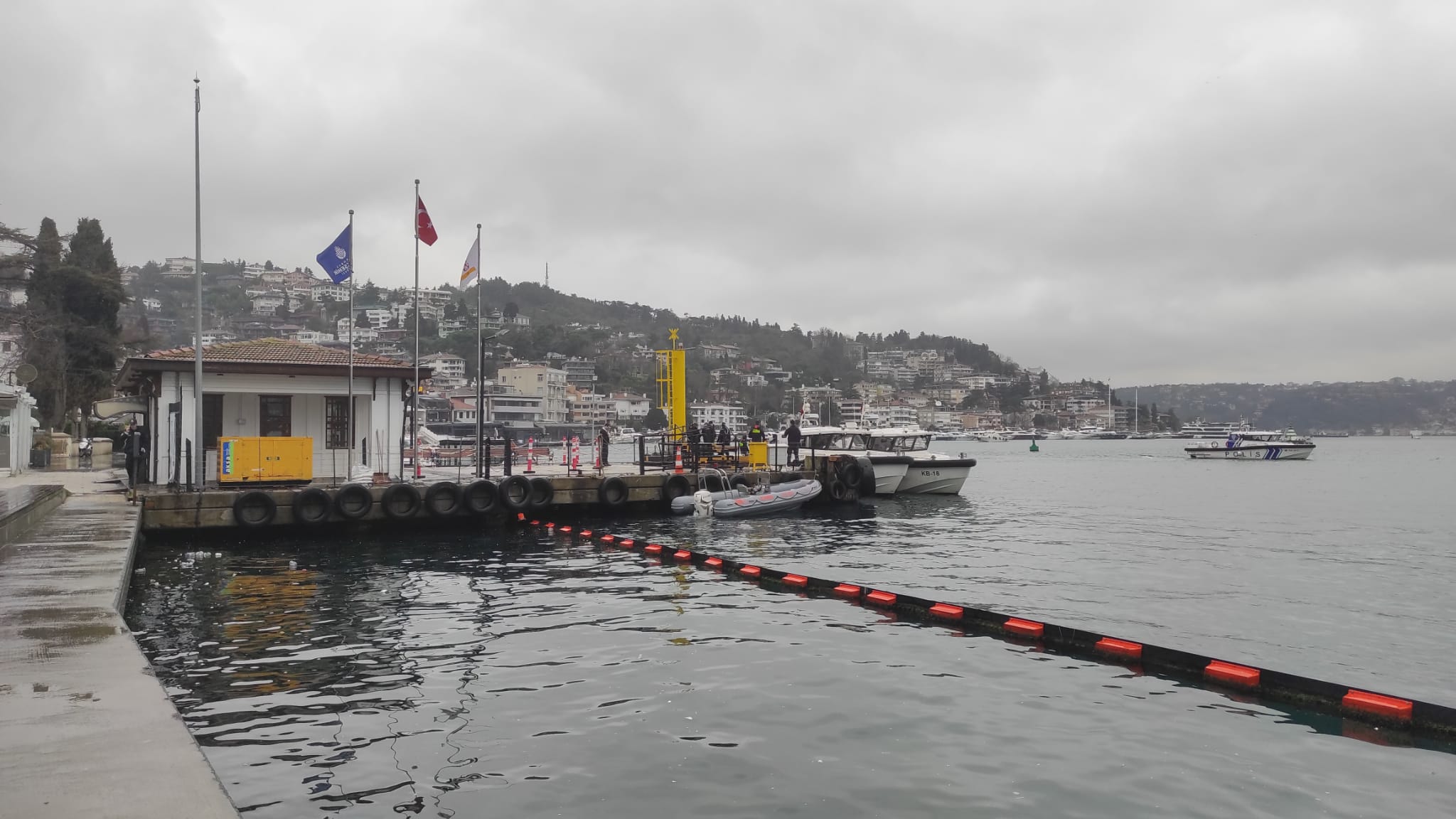 I S T A N B U L B E B E K T E D E N I Z D E C E S E T B U L U N D 1130852 335753