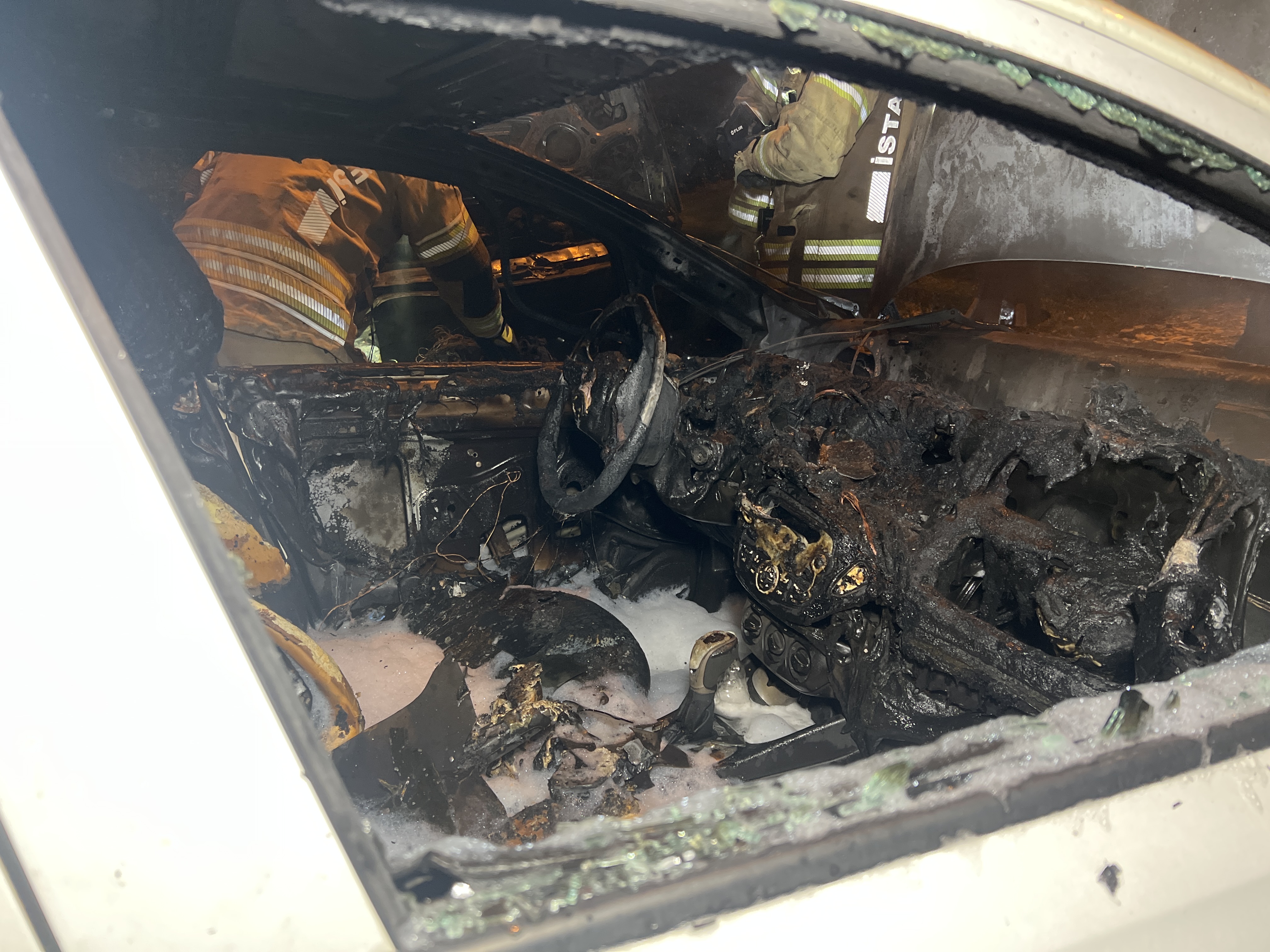 I S T A N B U L B E S I K T A S T A P A R K H A L I N D E K I 4 1134462 336782