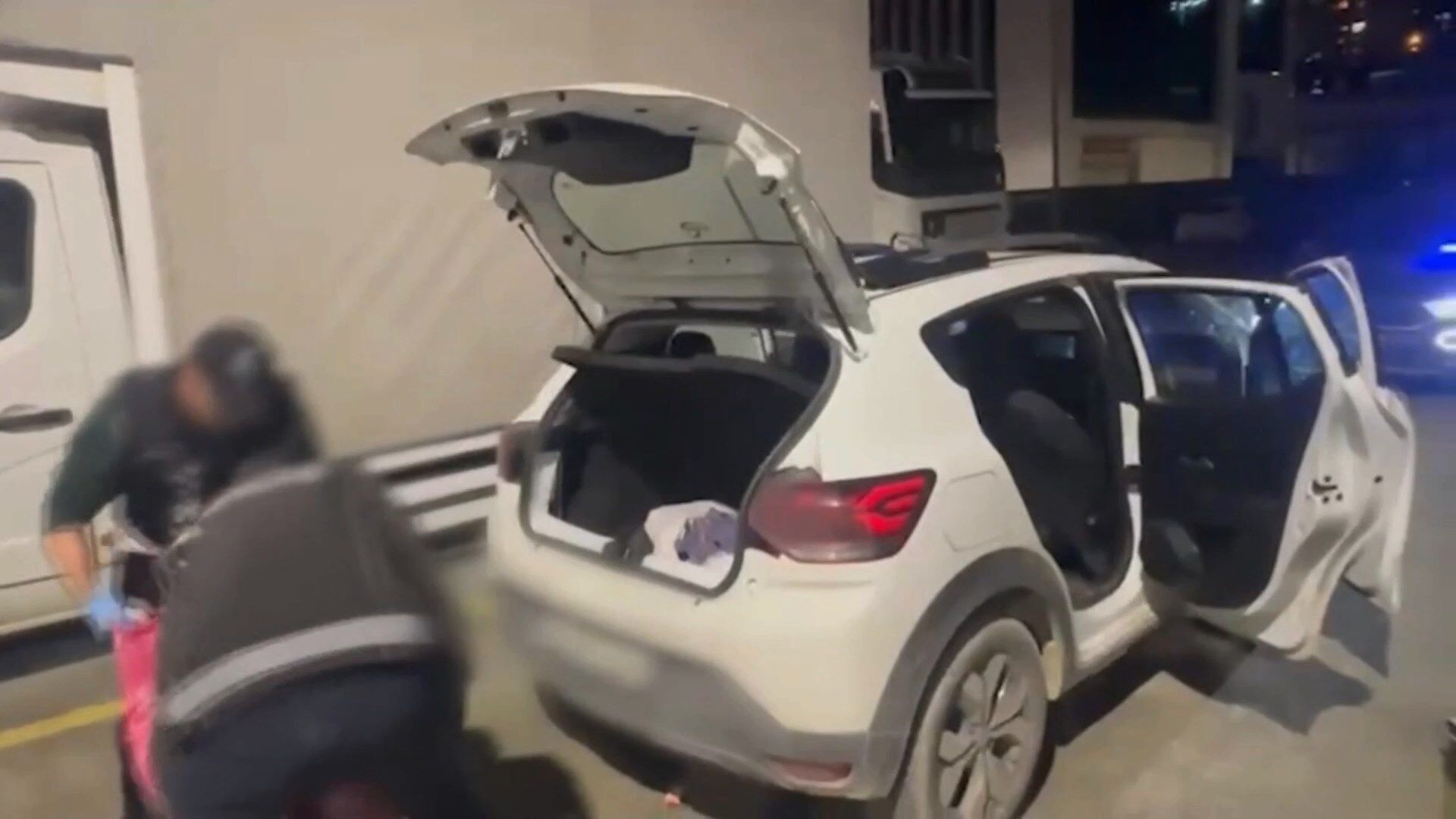 I S T A N B U L B E Y L I K D U Z U N D E U Y U S T U R U C U O P E 1105423 328151