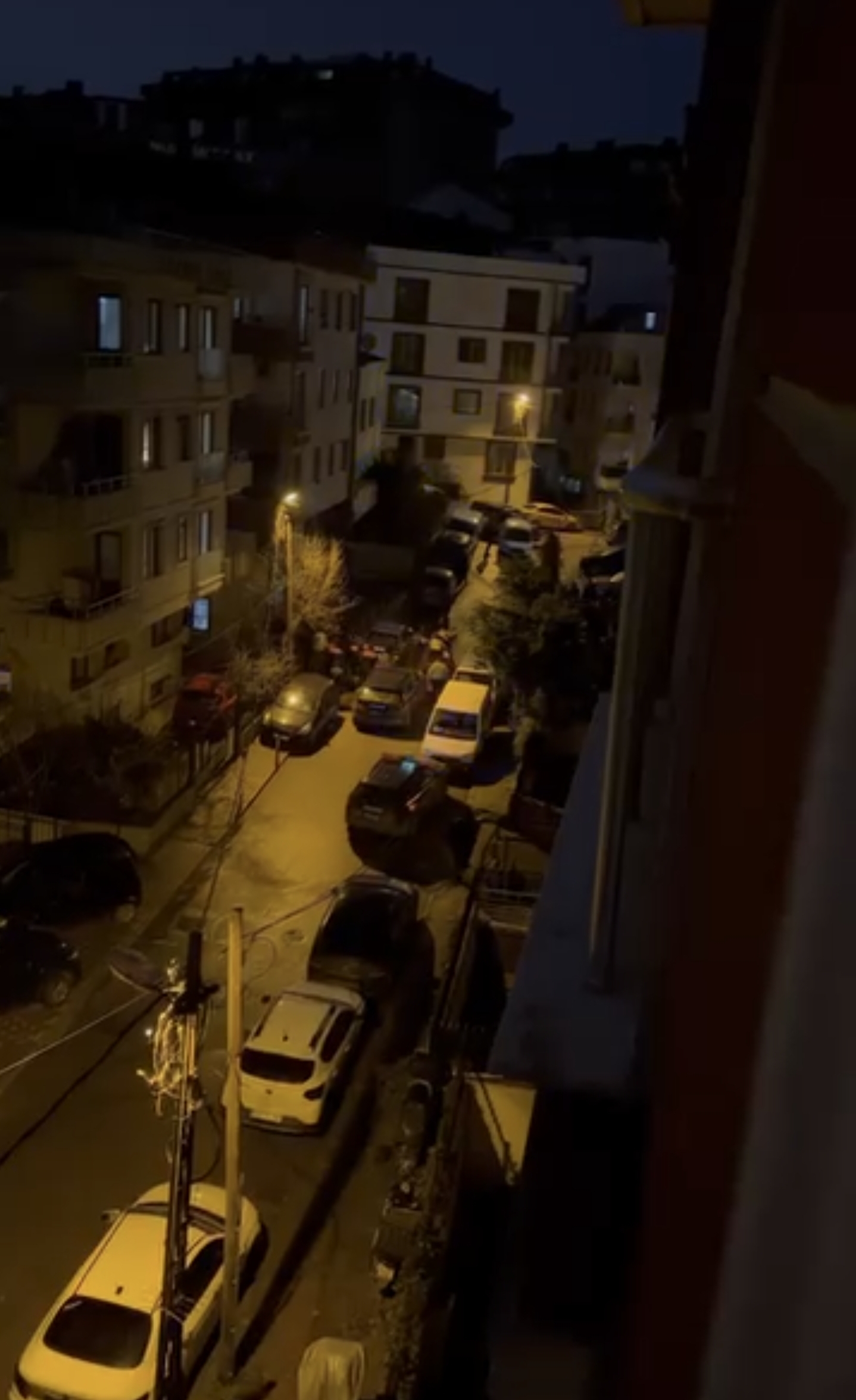 I S T A N B U L C E K M E K O Y’ D E T A R T I S T I G I K I S I Y I 1142542 339255