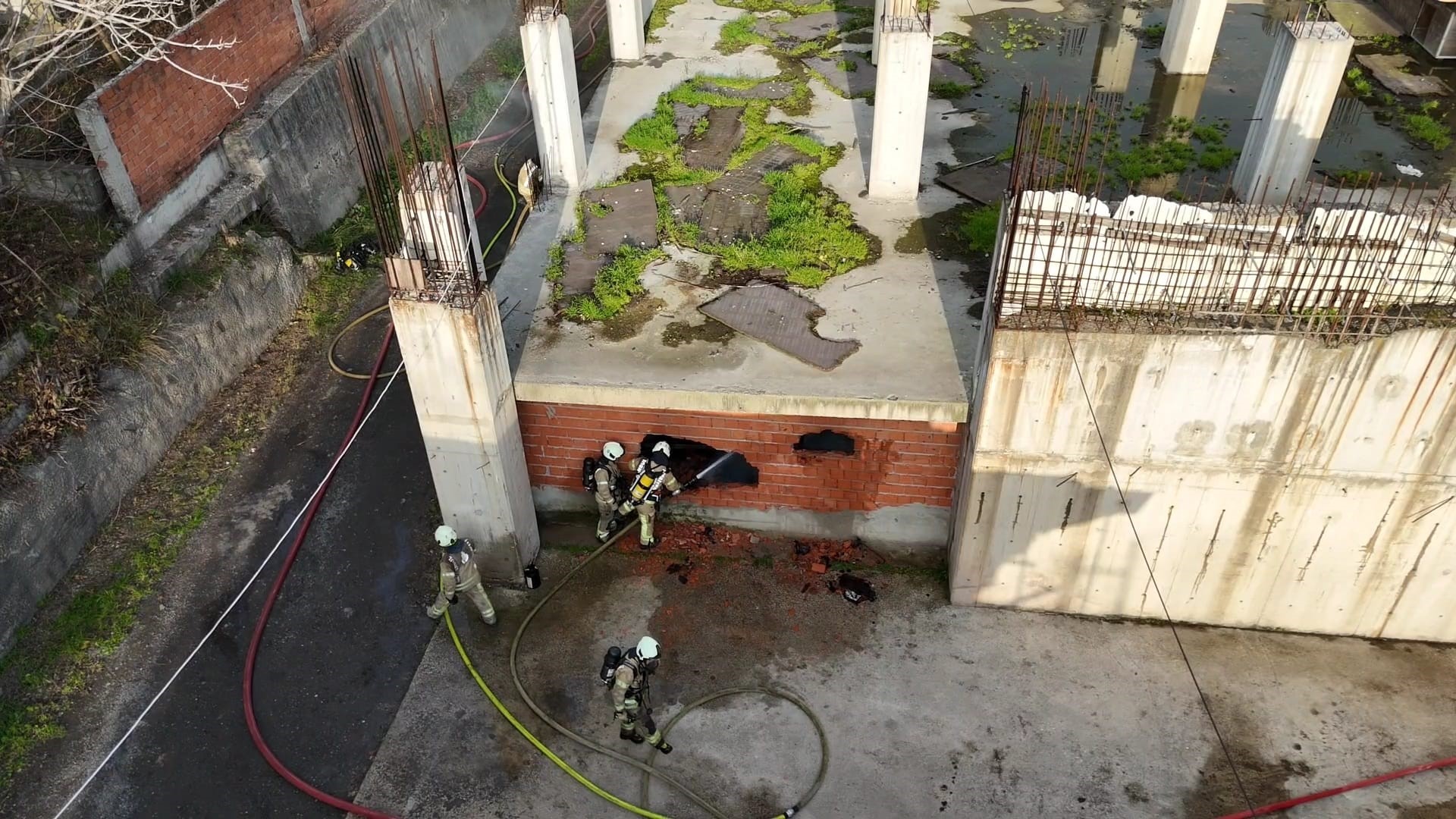 I S T A N B U L G A Z I O S M A N P A S A D A A V I Z E D E P O S U 1102879 327398