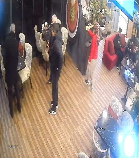 I S T A N B U L G U N G O R E N D E 17 Y A S I N D A K I A T L A 1123527 333416