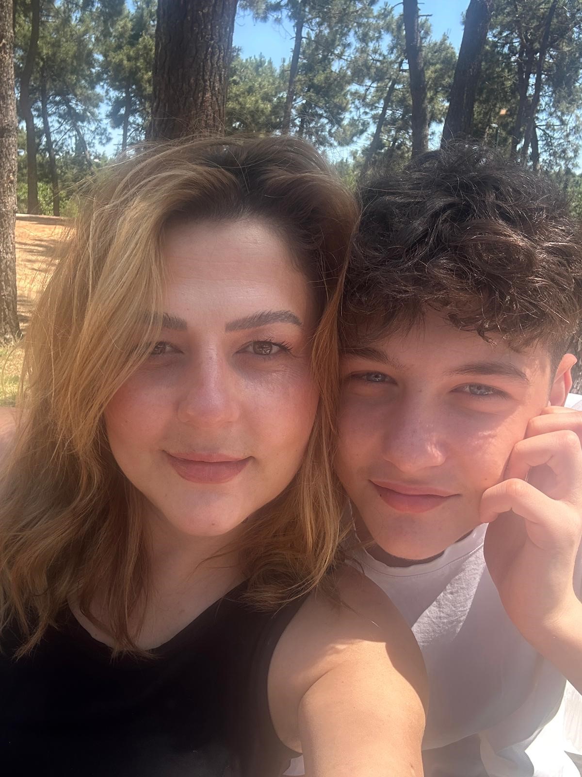 I S T A N B U L G U N G O R E N D E O L D U R U L E N A T L A S I N 1119792 332329