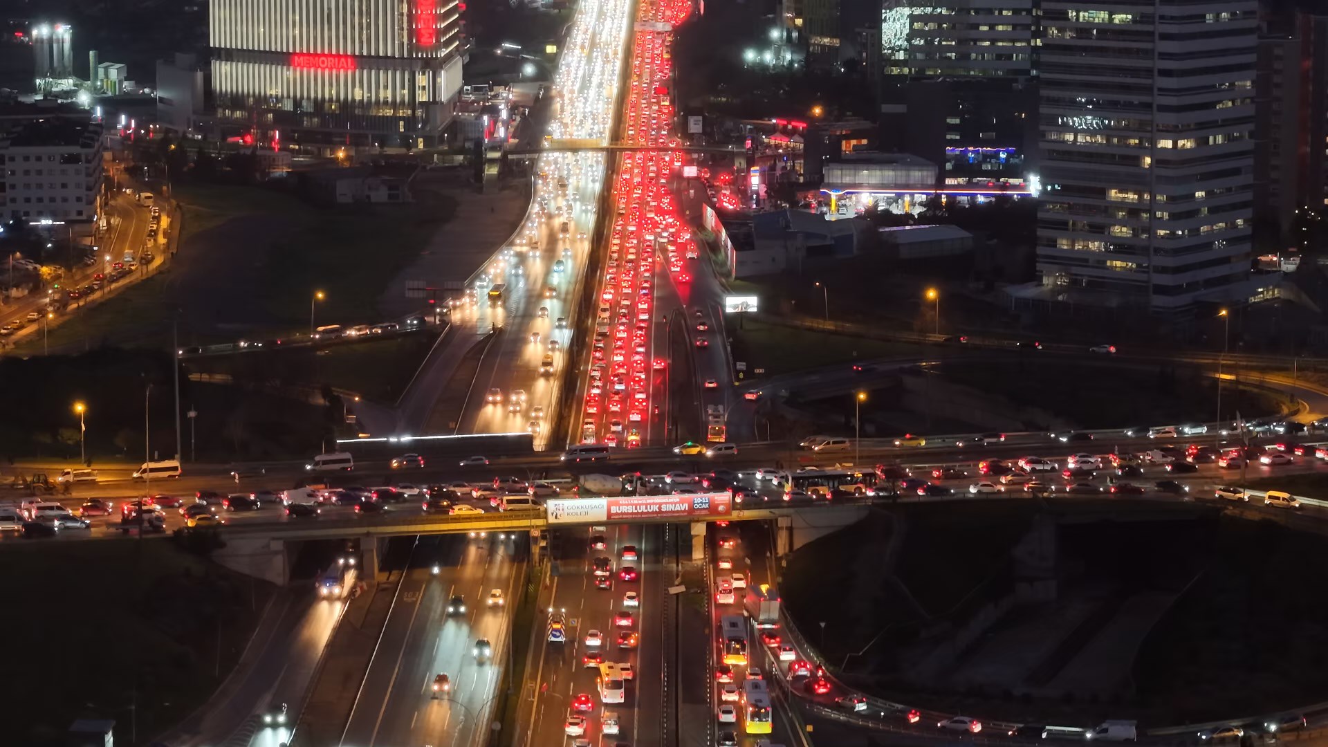 I S T A N B U L I S T A N B U L D A Y U Z D E 87 Y E U L A S A N 1119841 332351