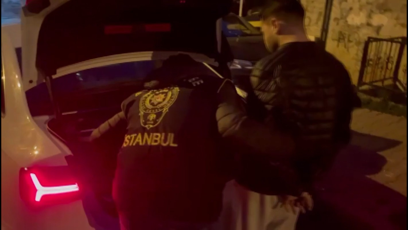 I S T A N B U L I S T A N B U L V E K O C A E L I D E F U H U S 1112309 330178