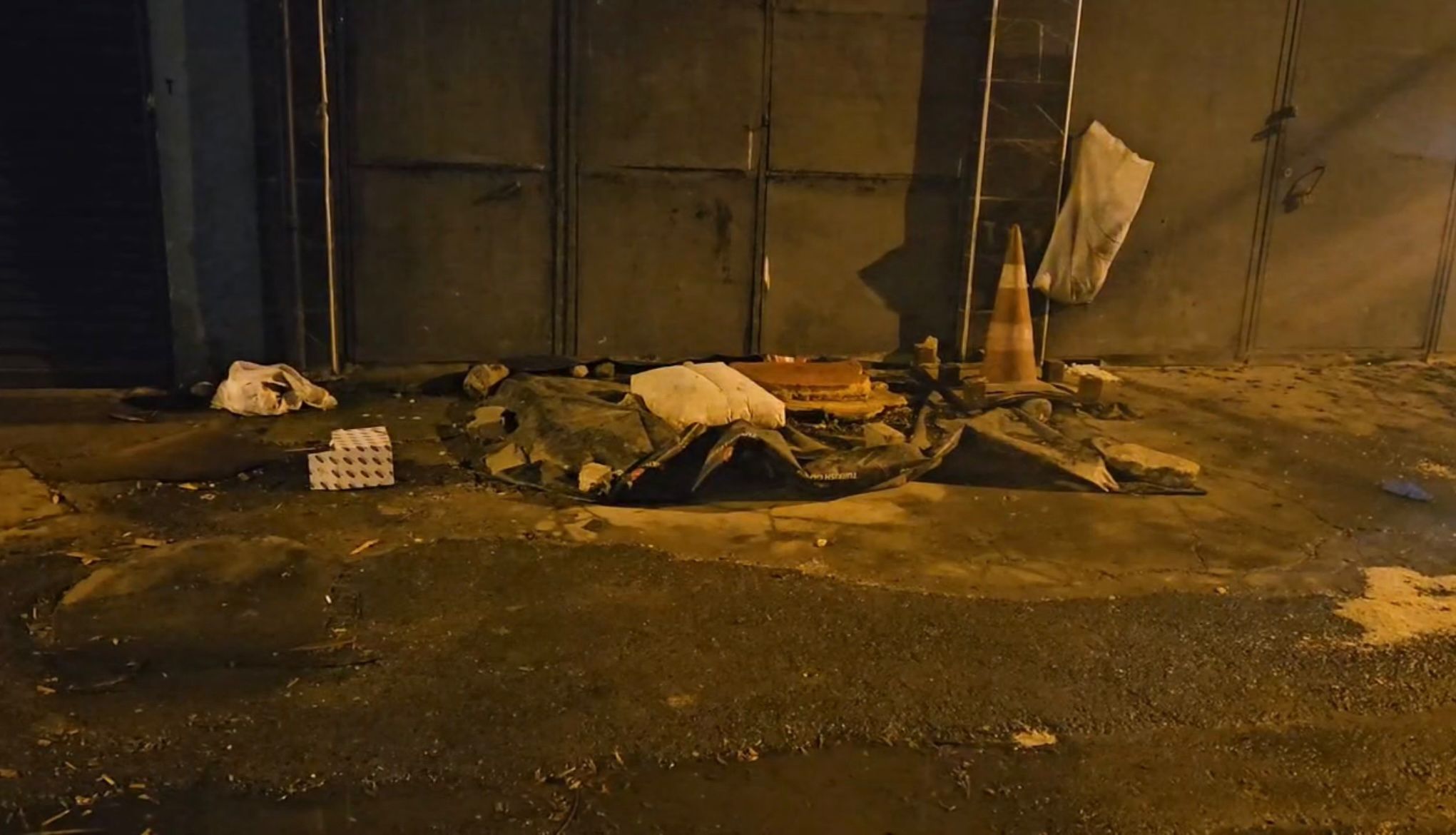 I S T A N B U L K A G I T H A N E D E I S I N M A K I C I N G I R 1096990 325617