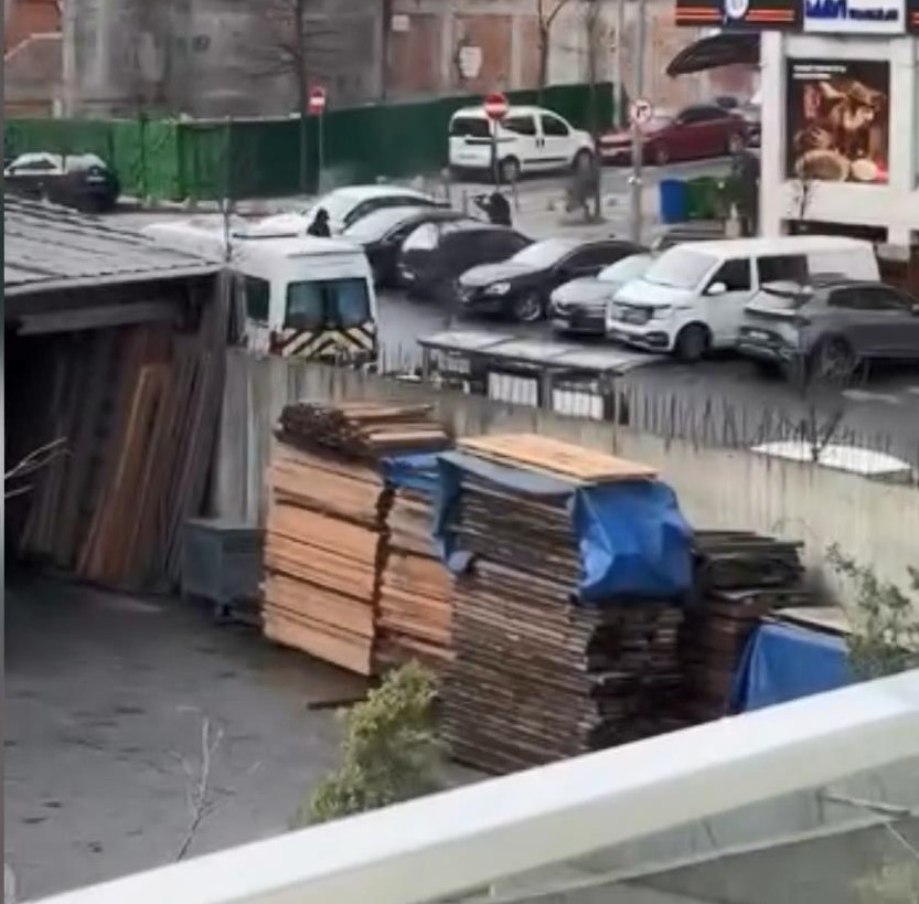 I S T A N B U L K A G I T H A N E’ D E O T O M O B I L E O T O M A T 1120858 332645