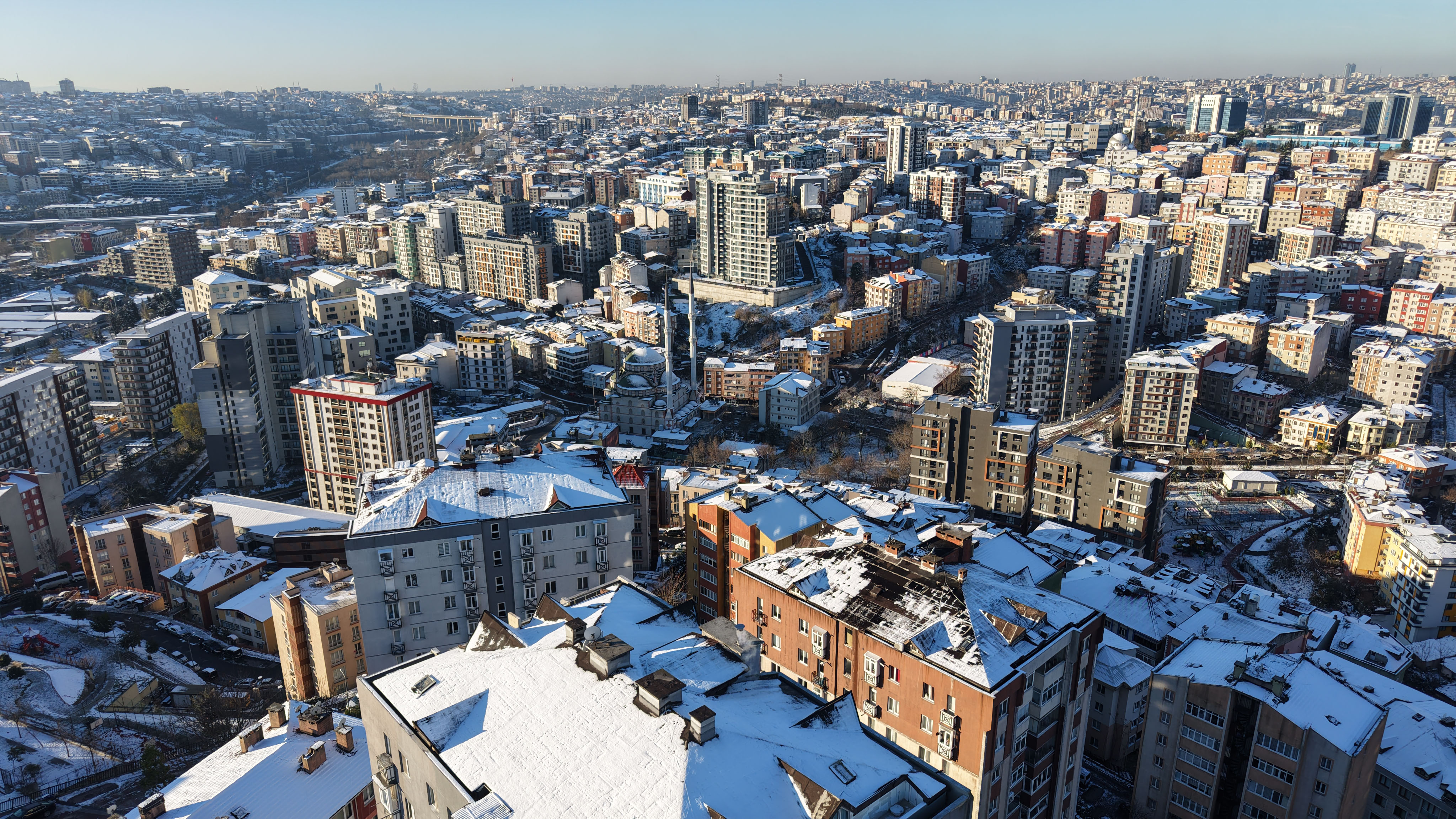 I S T A N B U L K A R Y A G I S I N I N A R D I N D A N K A G I T H A 1094126 324768