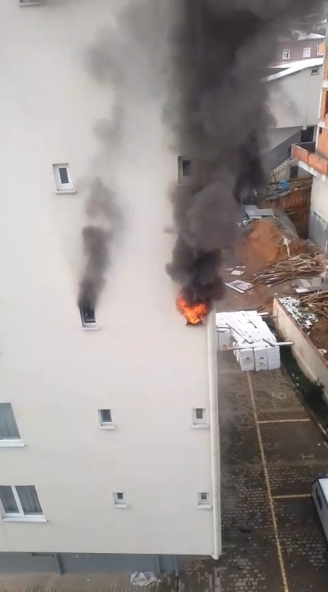 I S T A N B U L S U L T A N B E Y L I D E 5 K A T L I B I N A D A 1127483 334665