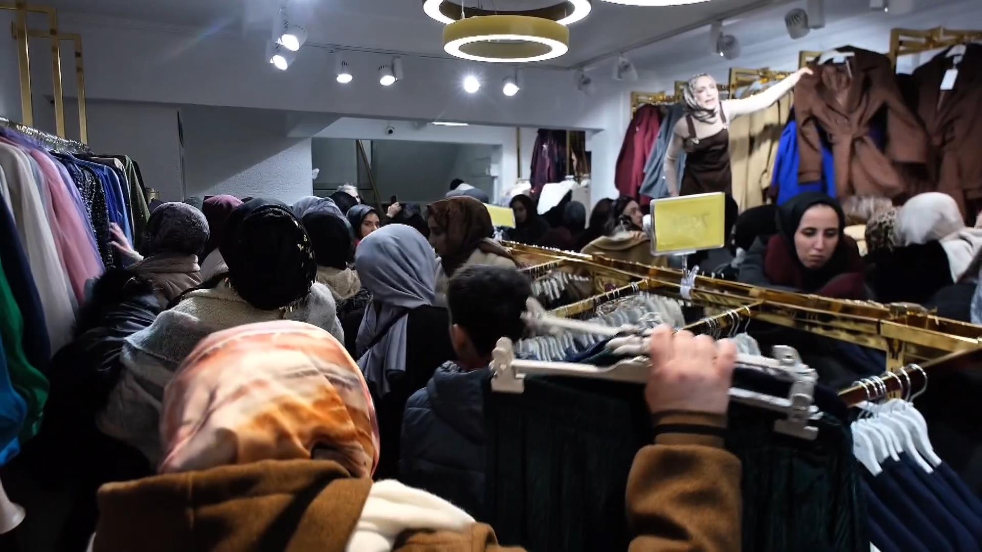 I S T A N B U L S U L T A N G A Z I D E M A G A Z A A C I L I S I N 1109144 329257