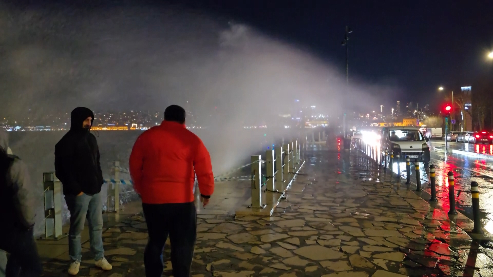 I S T A N B U L U S K U D A R S A H I L I N D E L O D O S E T K I L 1095279 325113