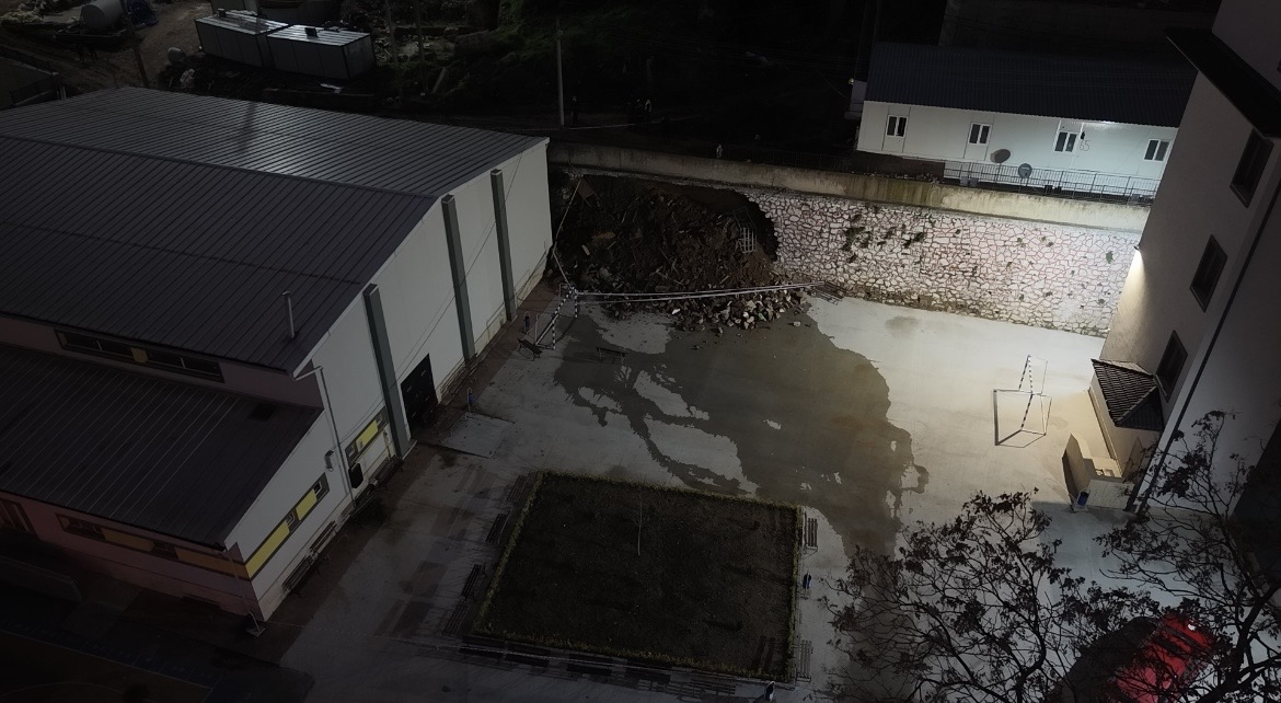 I S T I N A T D U V A R I N I N L I S E B A H C E S I N E C O K T U G U 1117387 331767