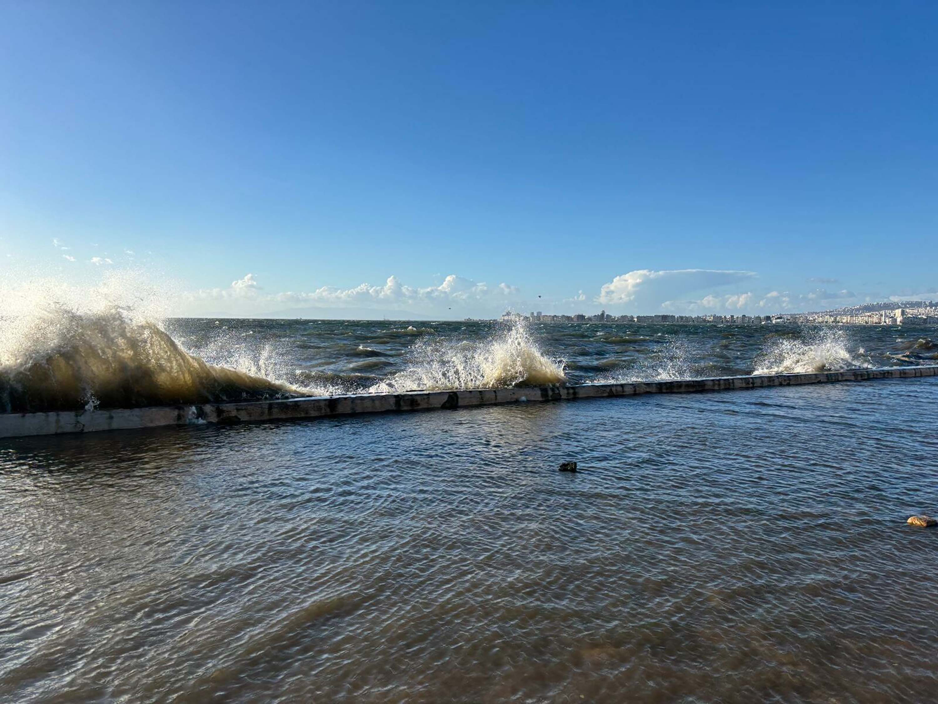 I Z M I R I N A L T Y A P I S I F E L A K E T E D A V E T I Y E C I 1134583 336818