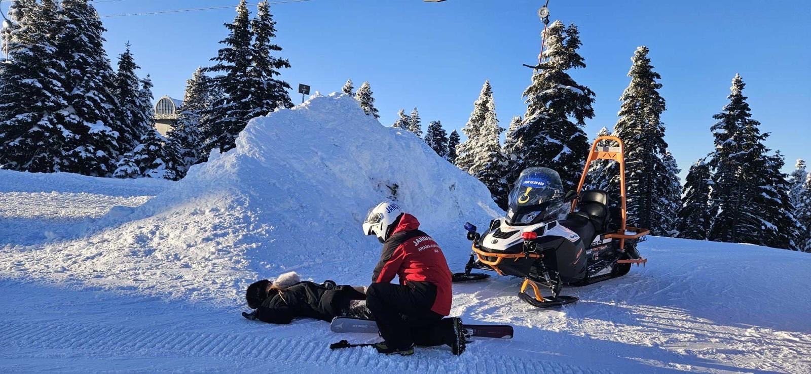 J A K T I M L E R I S O M E S T I R I N I L K H A F T A S I N D A U 1135742 337175