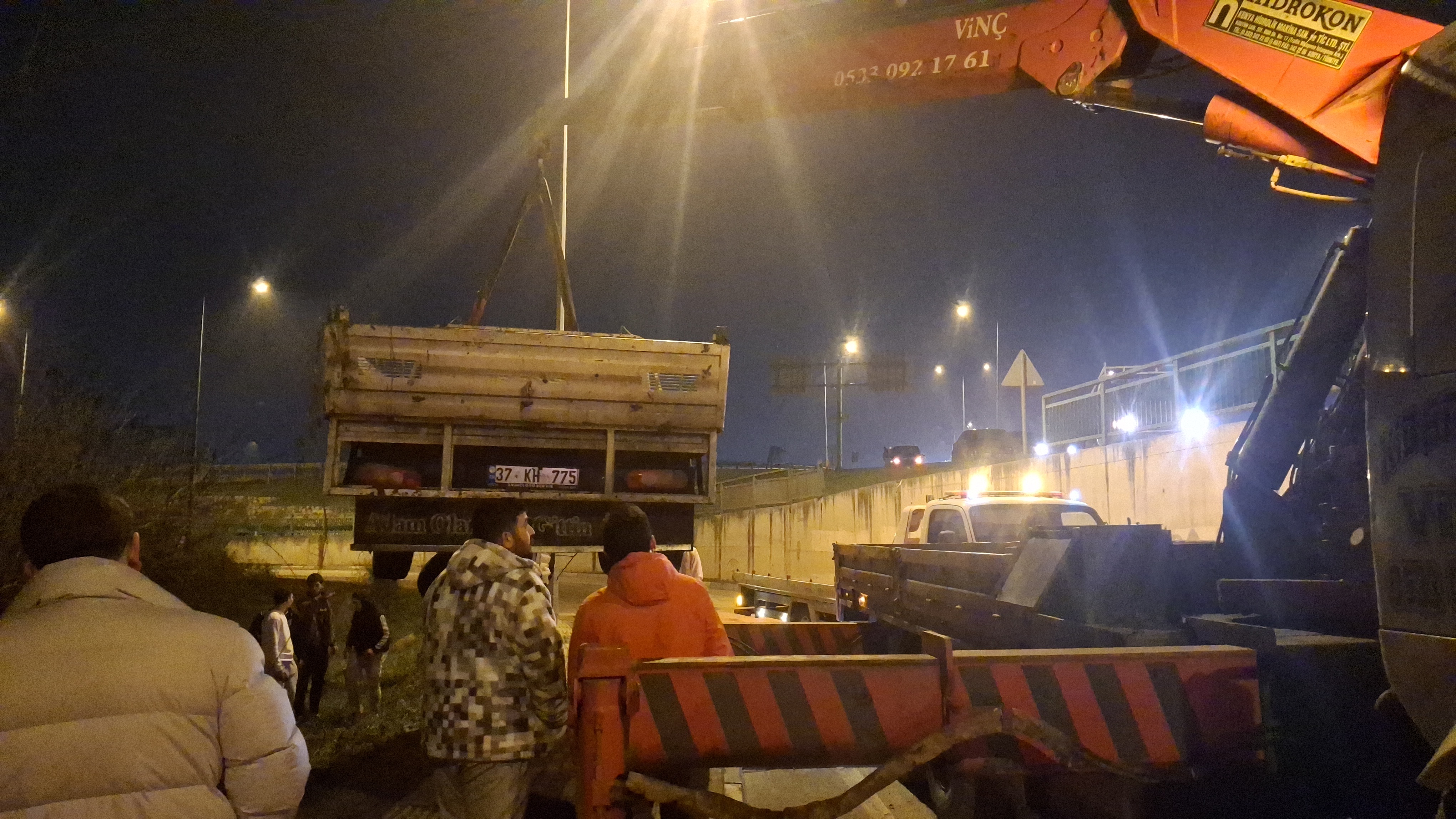 K A M Y O N E T C A L I L I K A L A N A U C T U C A R P T I G I B A 1115791 331266