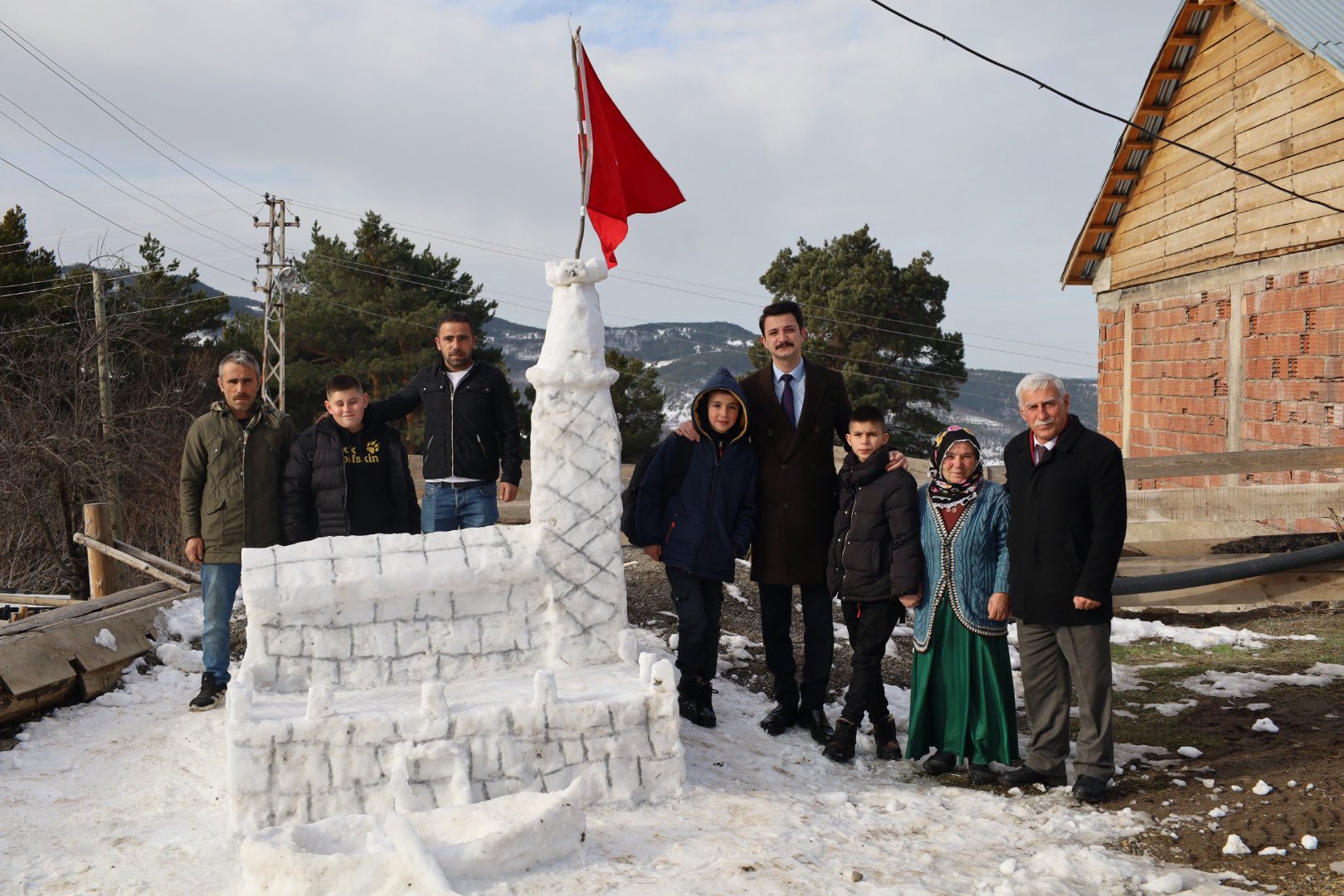 K A R D A N K I Z K U L E S I Y A P A N C O C U K L A R B A K A N L 1104755 327943