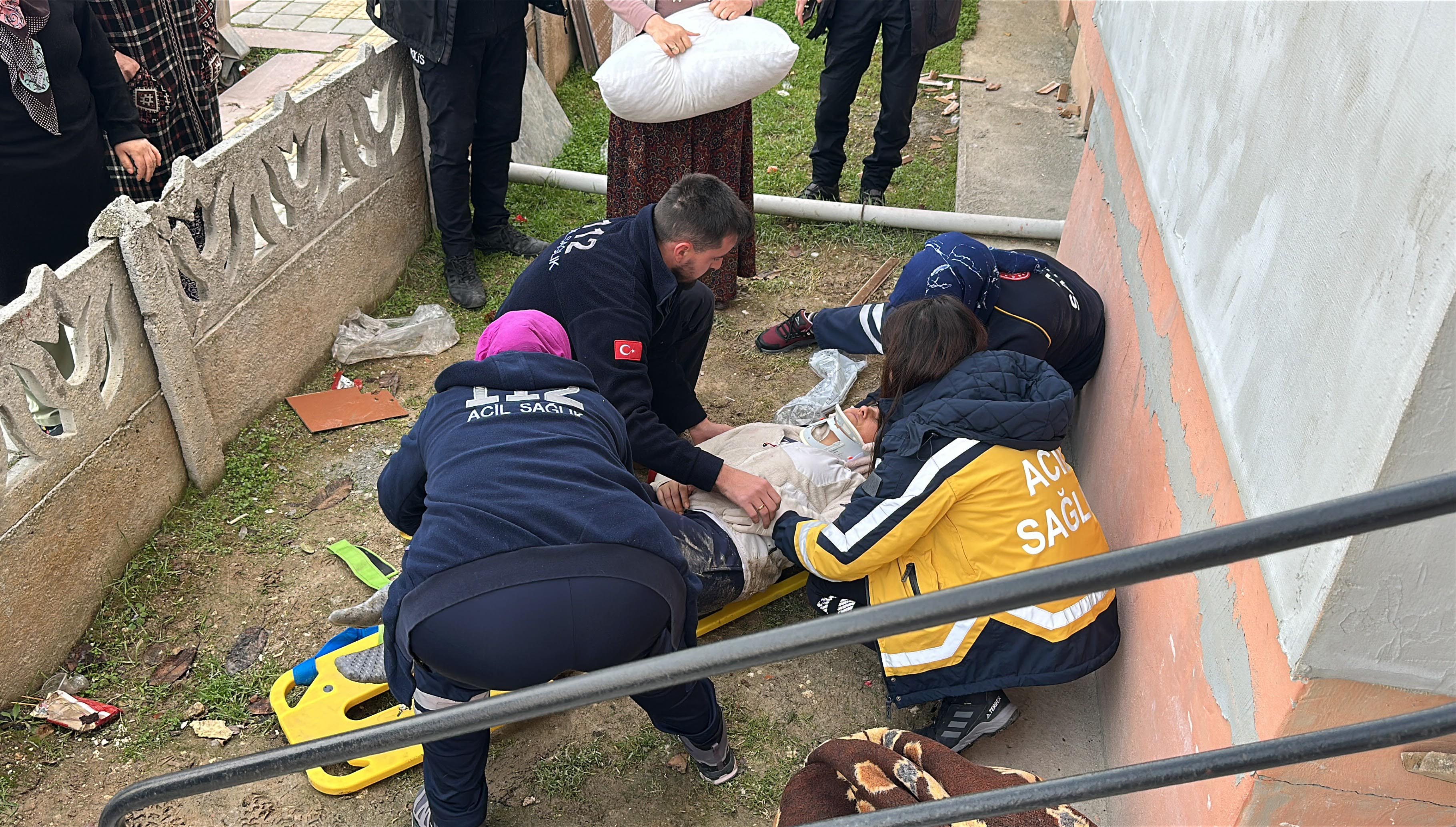 K U T A H Y A’ D A B A L K O N D A N D U S E N K A D I N Y A R A L A N 1116844 331599