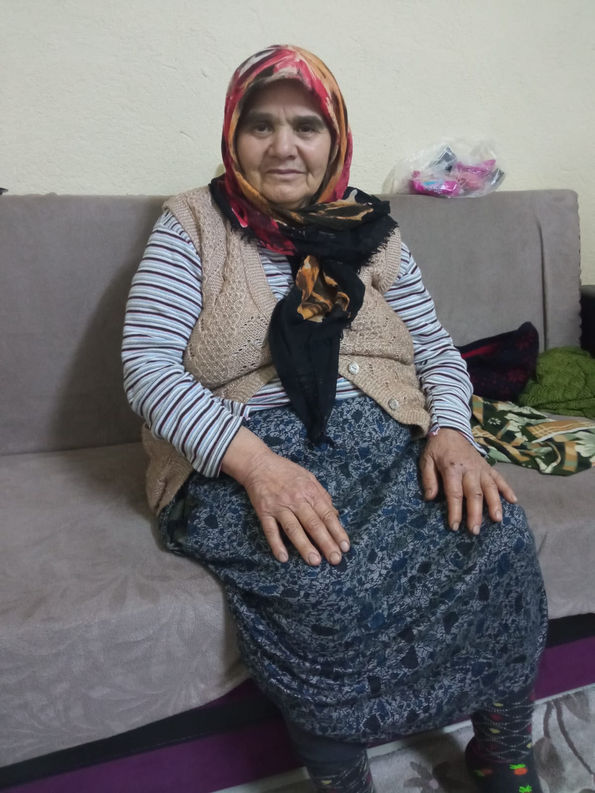 K U T A H Y A’ D A E V I N D E C I K A N Y A N G I N D A H A Y A T I N 1131610 335974