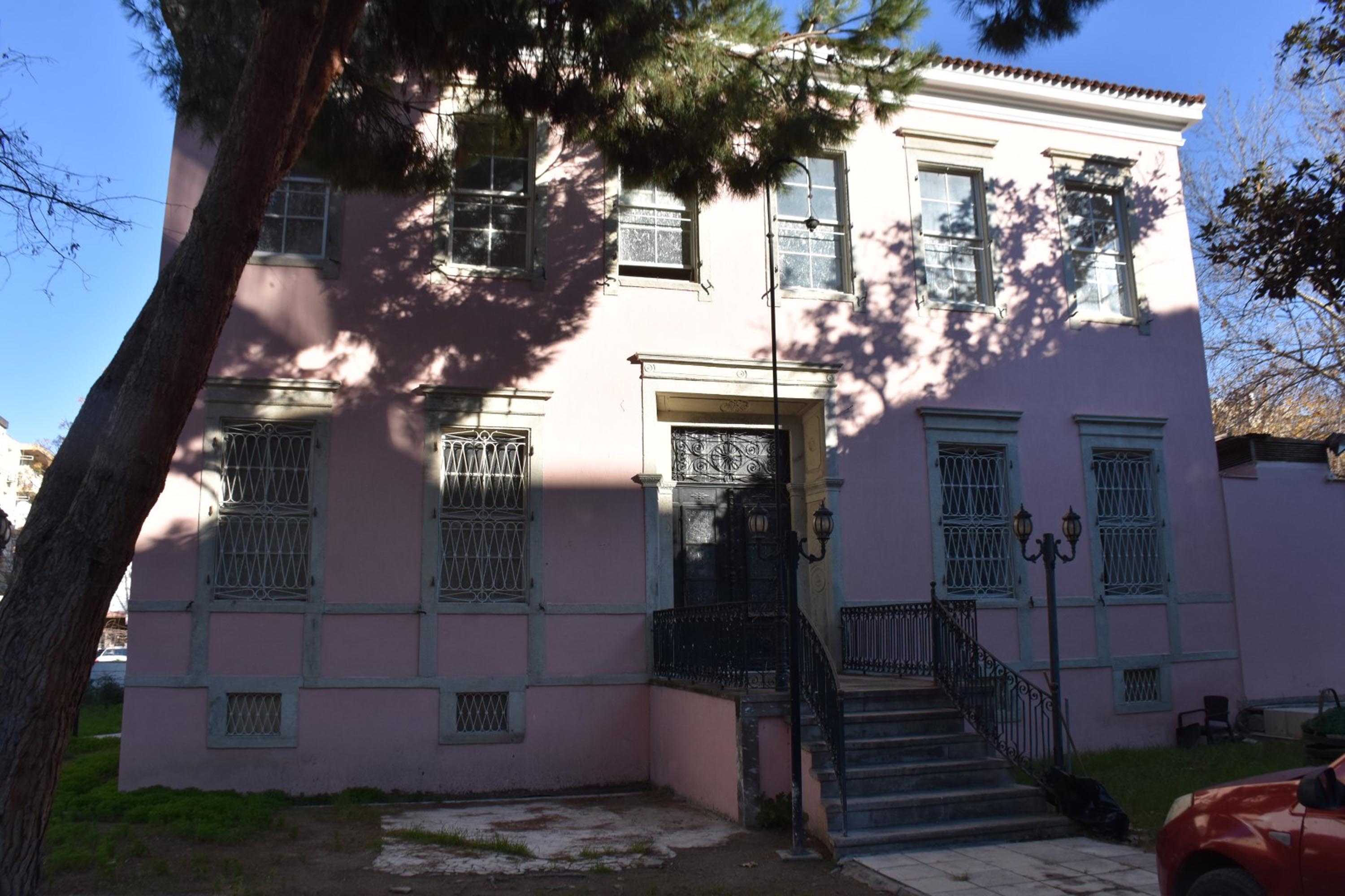 L A T I F E H A N I M K O S K U N U N B A K I M S I Z L I G I T E P K 1113013 330404