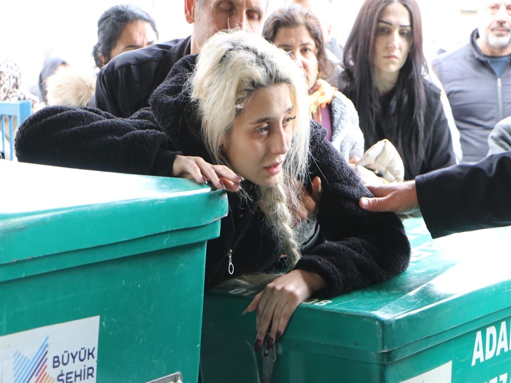 L U K S V I L L A D A K I A I L E F A C I A S I E S K I E S I N E 1125886 334120