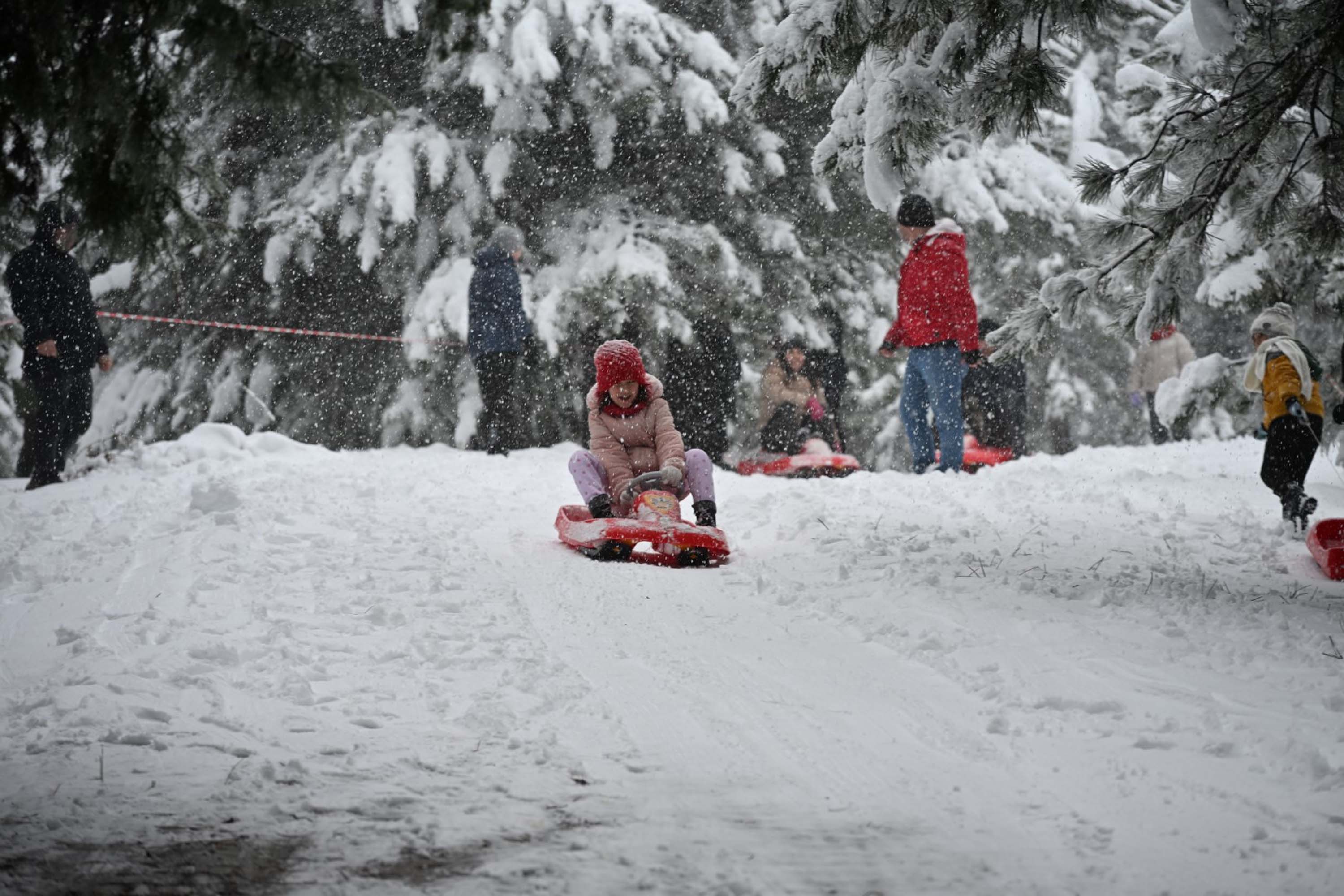 M A N I S A D E M I R C I D E Y U K S E K K E S I M L E R D E K A R 1110136 329529