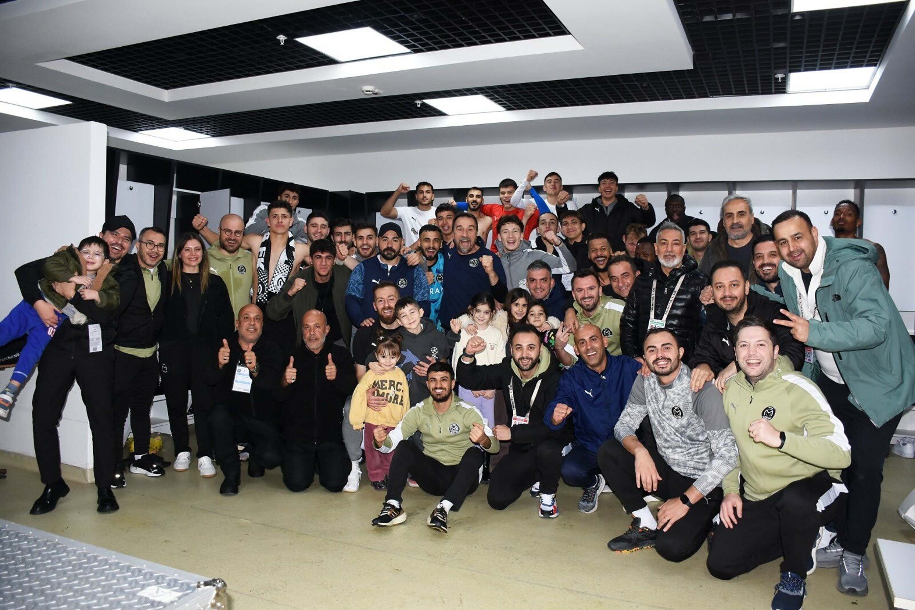 M A N I S A F K C I K I S I N I S U R D U R U Y O R 1134892 336902