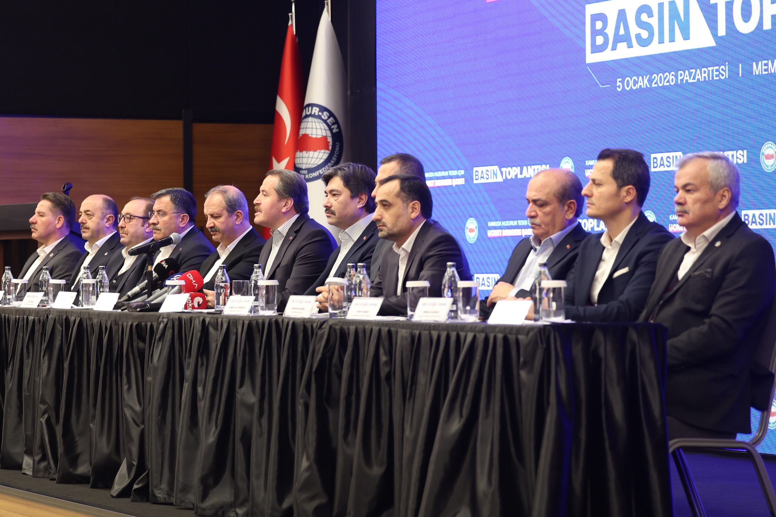 M E M U R S E N D E N Z A M A C I K L A M A S I 1098922 326198