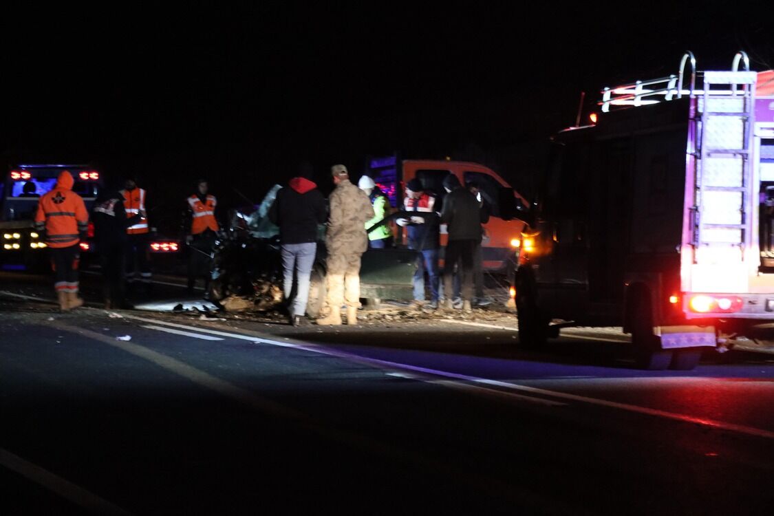 Mardin’deki Trafik Kazasında 3 Can Kaybı ve 2 Yaralı