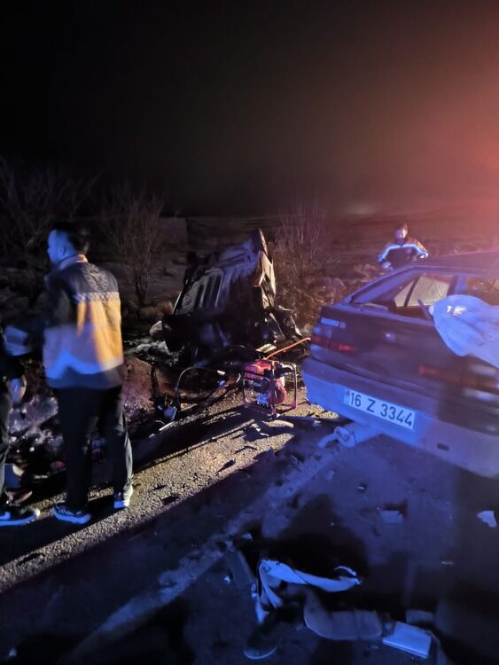 Mardinde Otomobil Ile Hafif Ticari Arac 1129705 335431 (1)