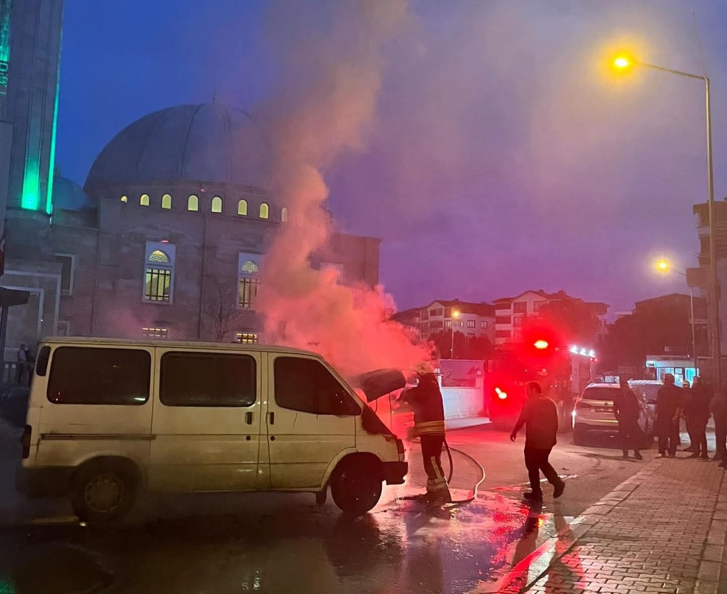 P A R K H A L I N D E Y K E N M O T O R K I S M I N D A N A L E V A L 1135928 337217