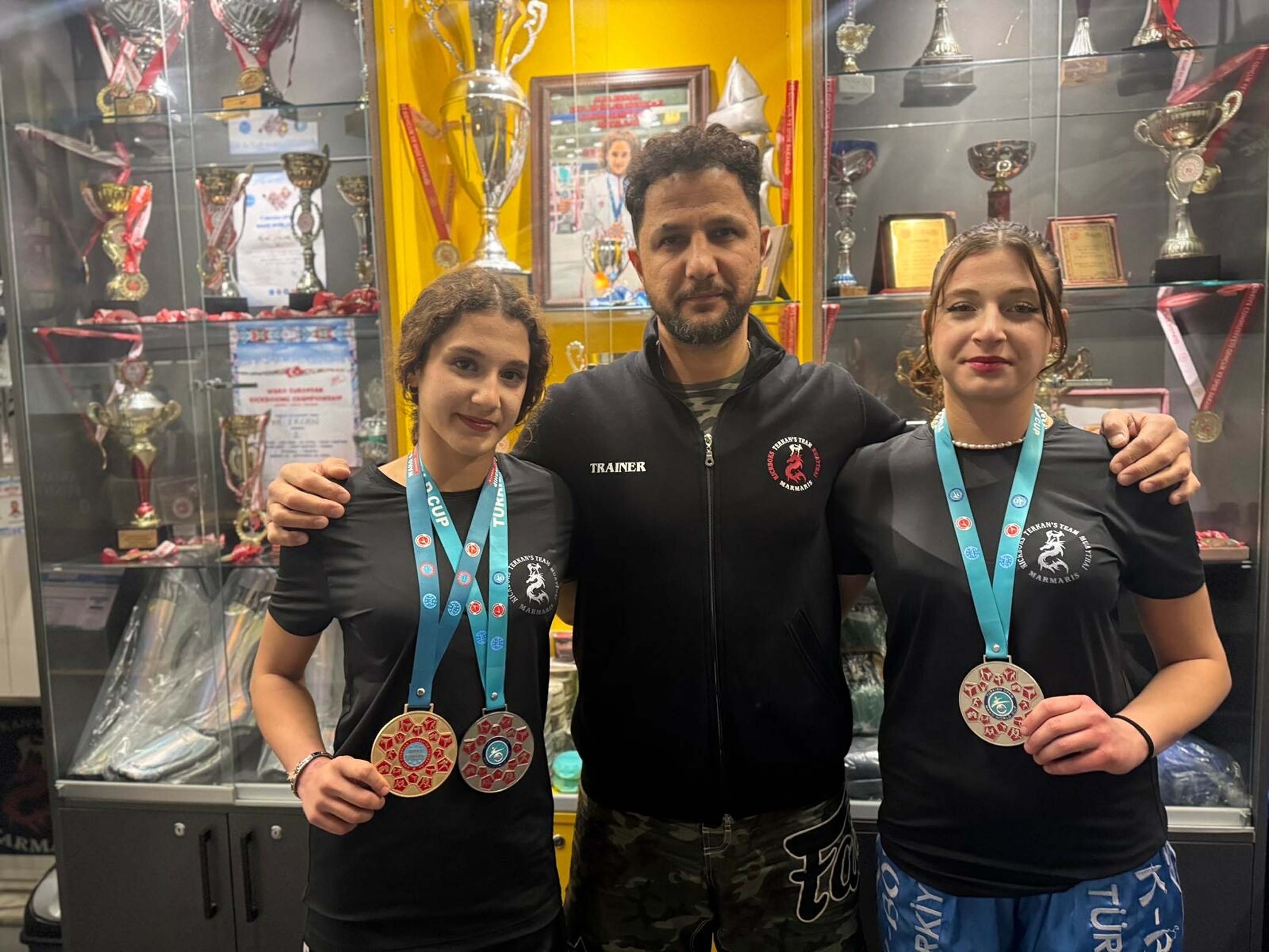 S A M P I Y O N K I Z K A R D E S L E R I N H E D E F I D U N Y A K U 1114230 330785