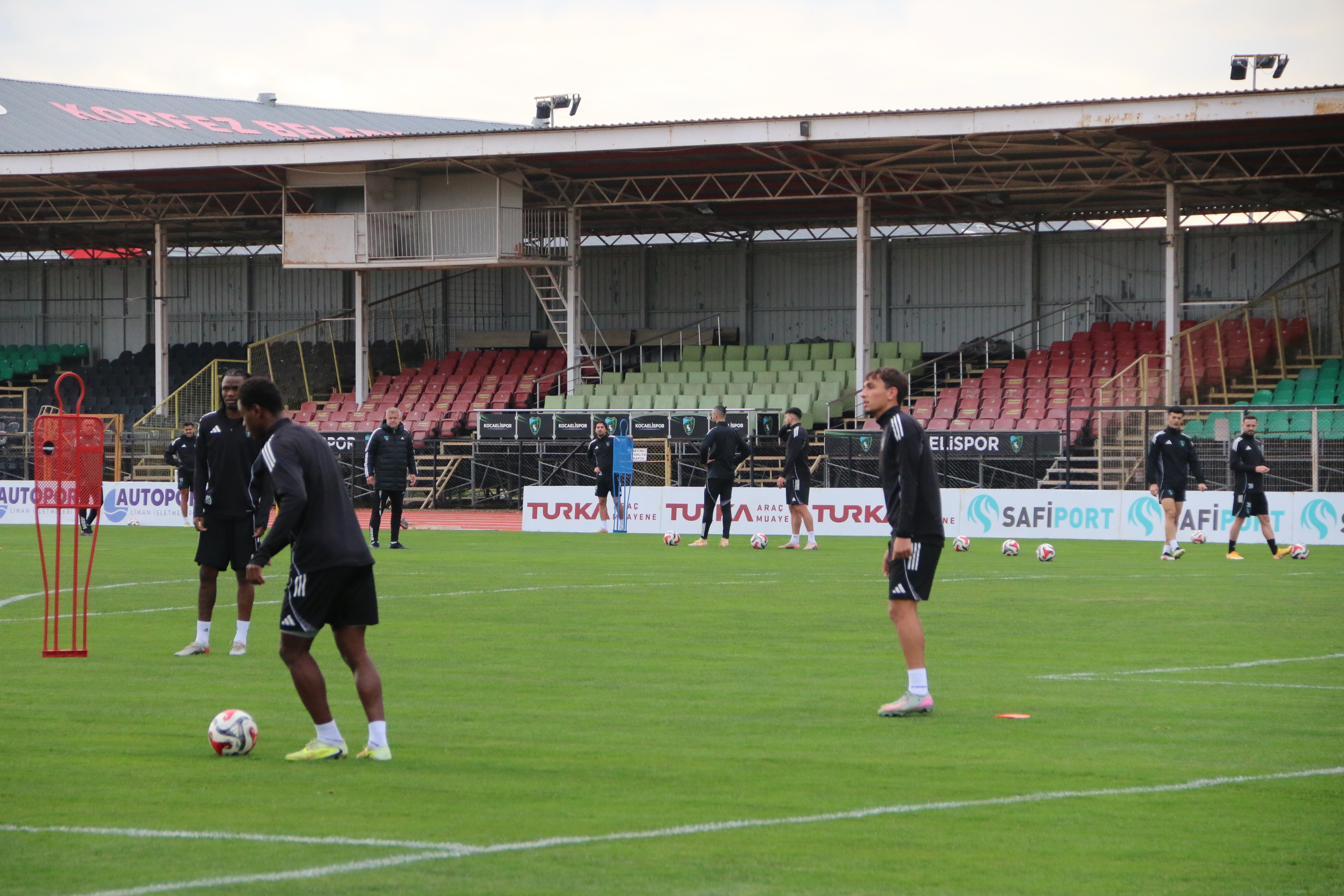 S E L C U K I N A N F E N E R B A H C E D E B U Y E T E N E K L E R 1139146 338231